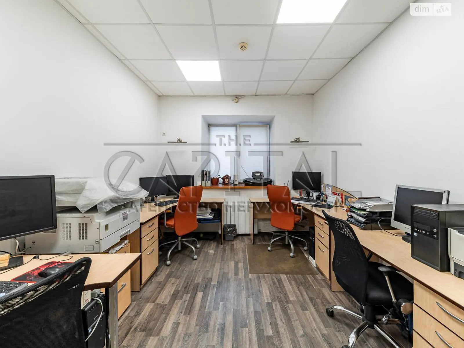 Здається в оренду офіс 65 кв. м в бізнес-центрі, цена: 1000 $ - фото 1