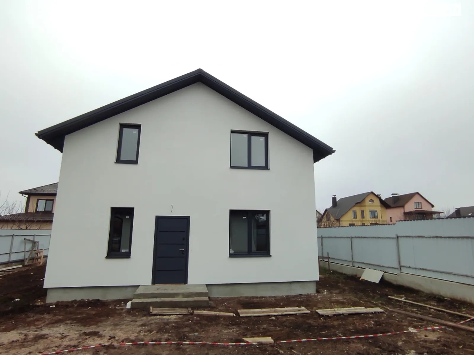 Продається будинок 2 поверховий 135 кв. м з верандою, цена: 99000 $ - фото 1
