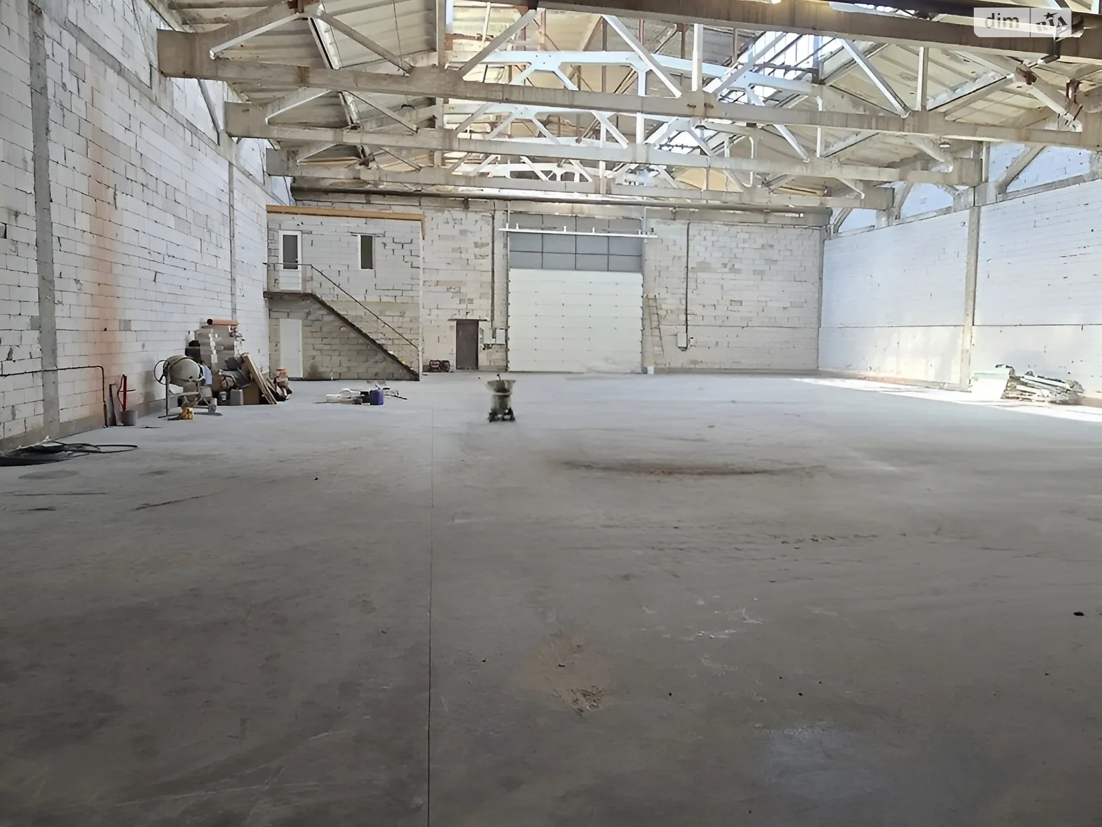 Сдается в аренду объект сферы услуг 1250 кв. м в 1-этажном здании, цена: 125000 грн - фото 1