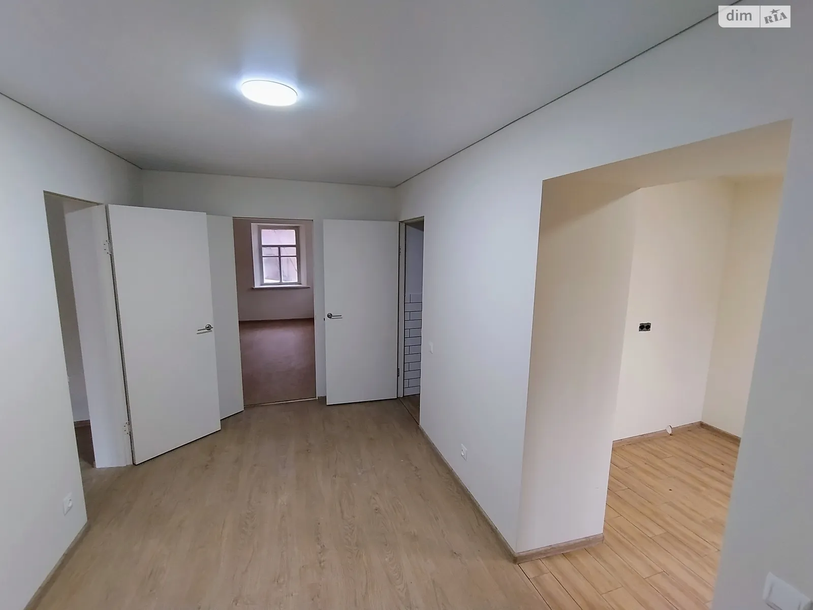 Продається одноповерховий будинок 60 кв. м з подвалом, цена: 49000 $ - фото 1