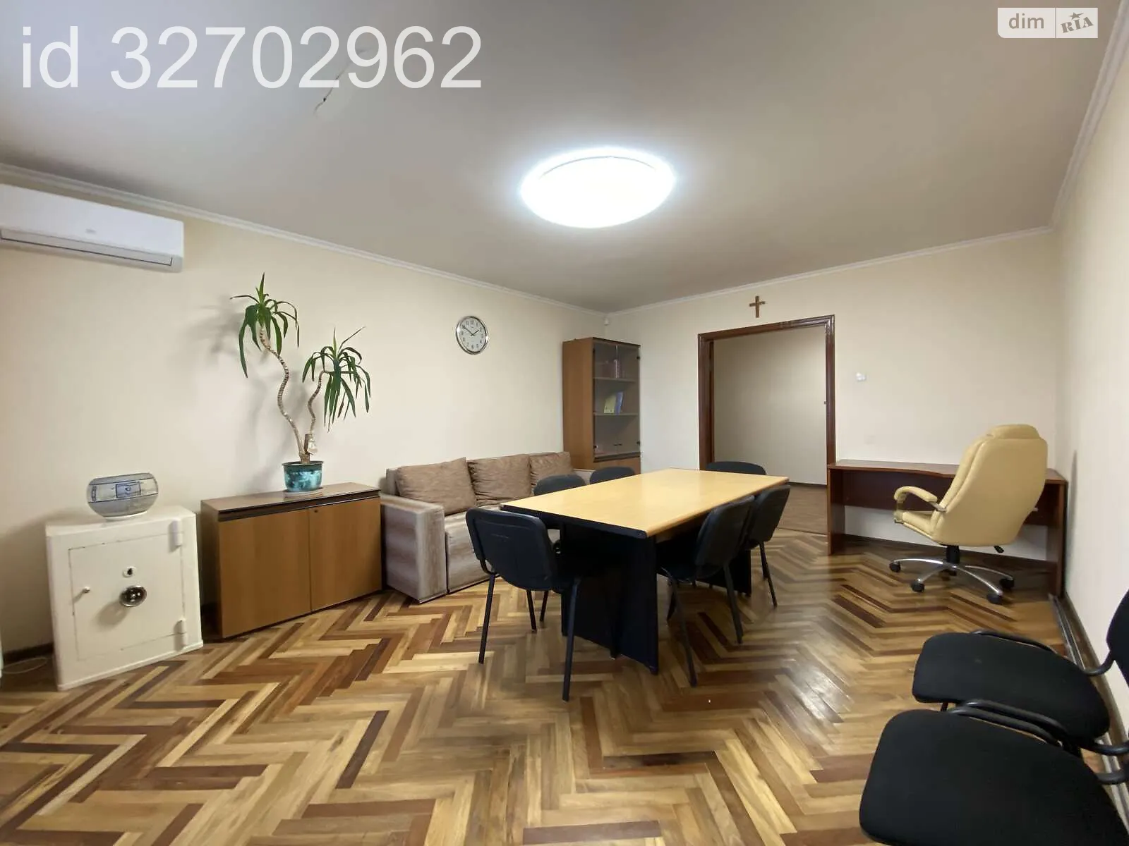 Продается 4-комнатная квартира 163.6 кв. м в Киеве, ул. Святошинская, 4 - фото 1