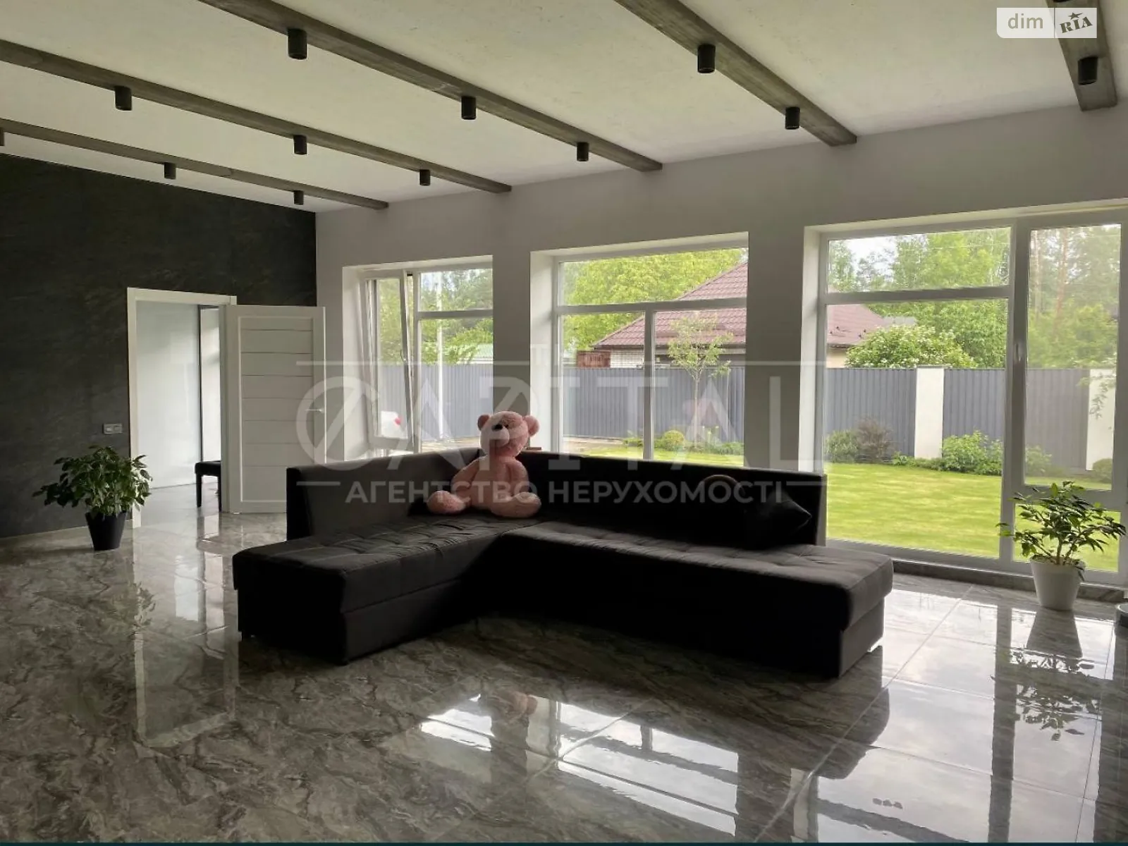 Продается дом на 2 этажа 220 кв. м с балконом, цена: 350000 $ - фото 1