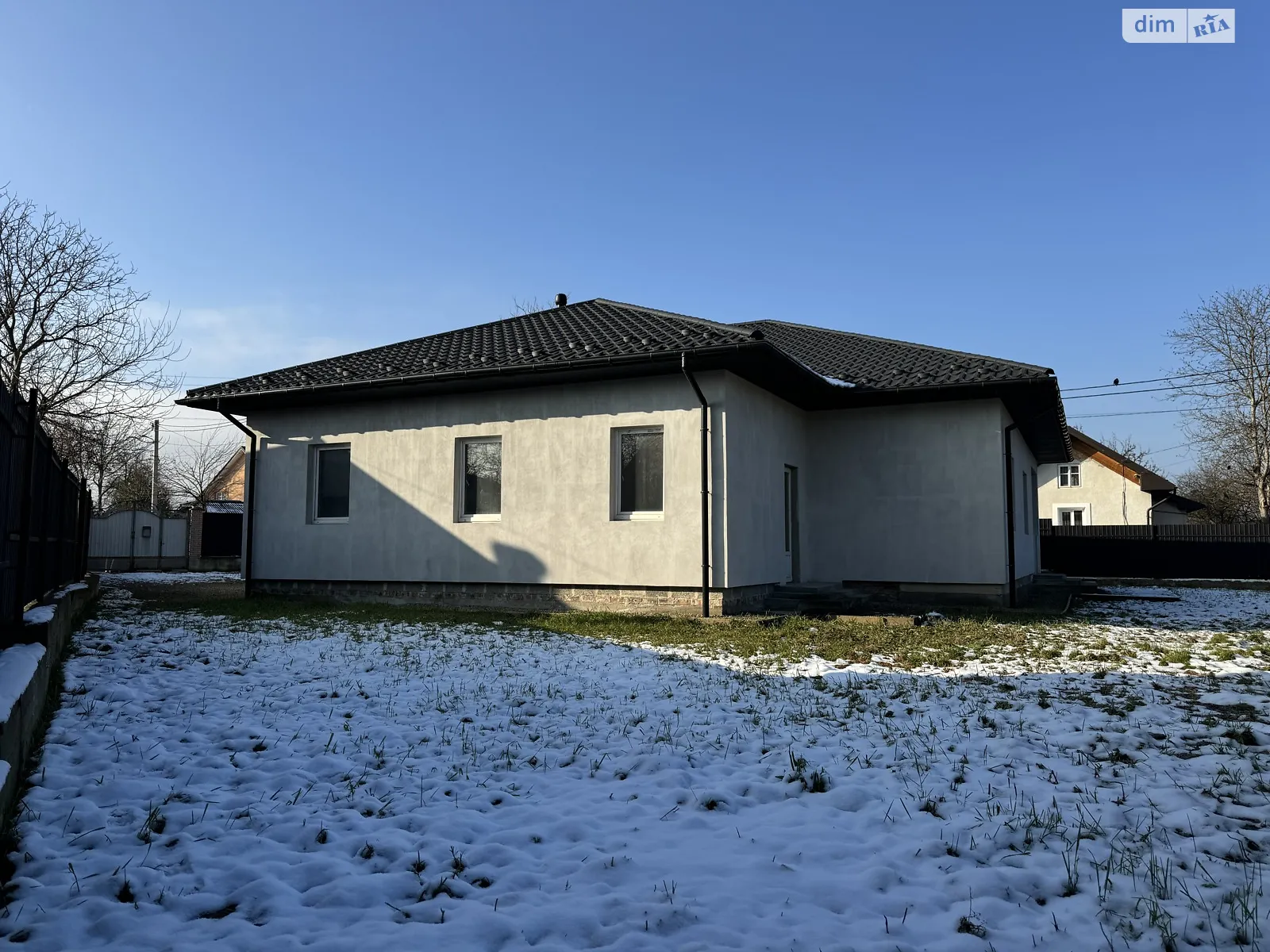Продается одноэтажный дом 165 кв. м с беседкой, цена: 129999 $ - фото 1