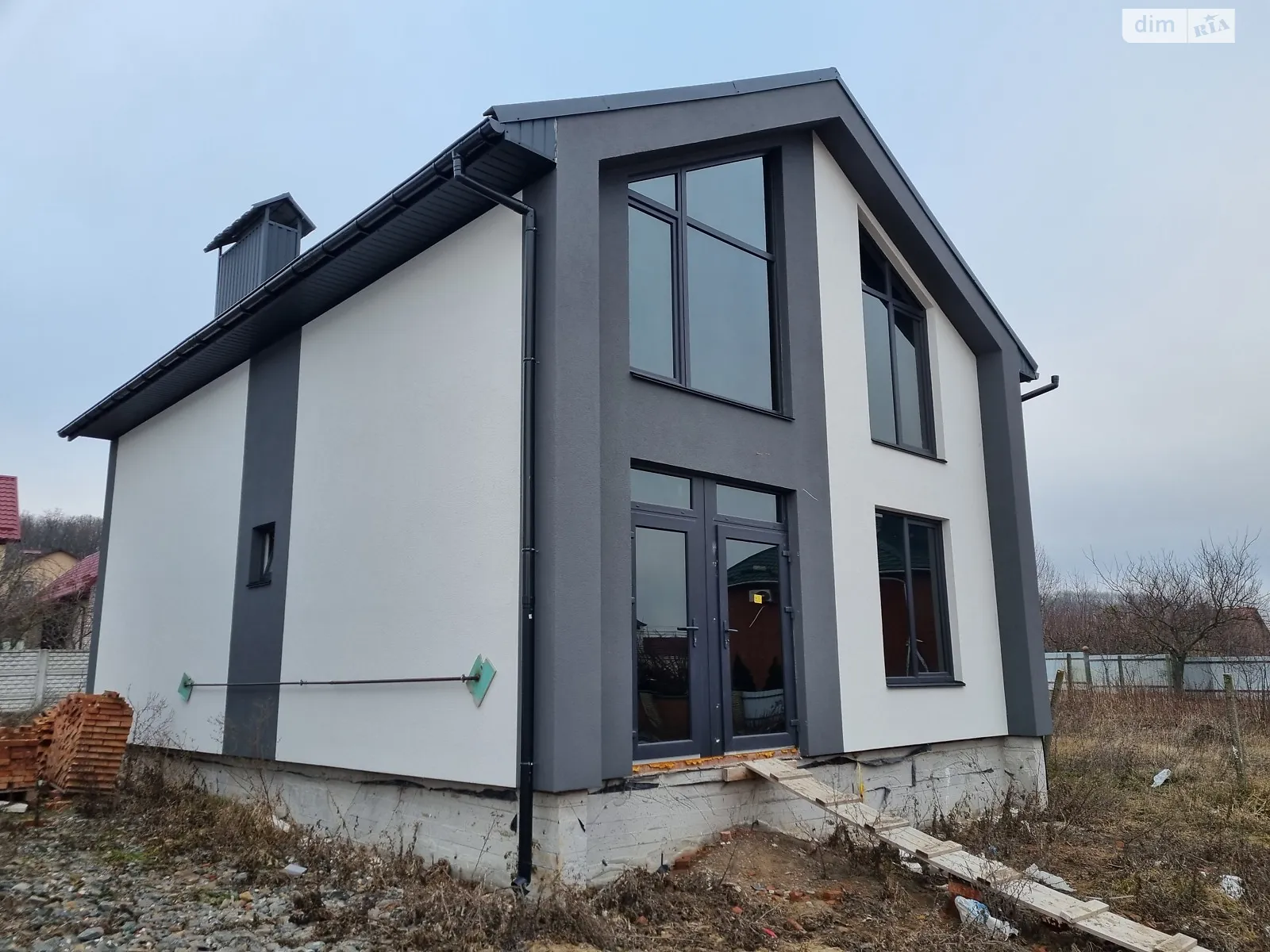 Продается дом на 2 этажа 120 кв. м с террасой, цена: 120000 $ - фото 1