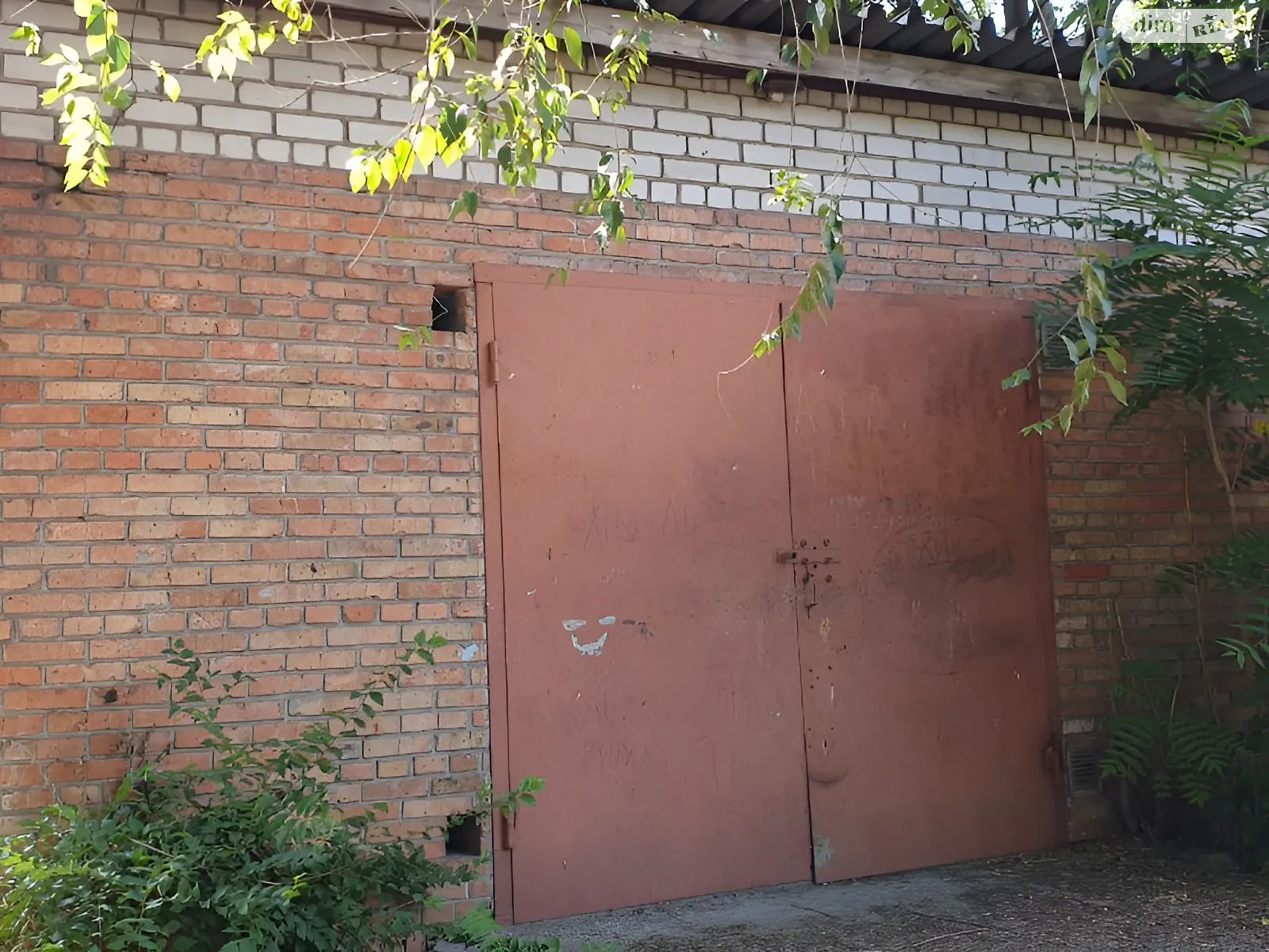 Продается отдельно стоящий гараж под легковое авто на 42.4 кв. м, цена: 6300 $ - фото 1