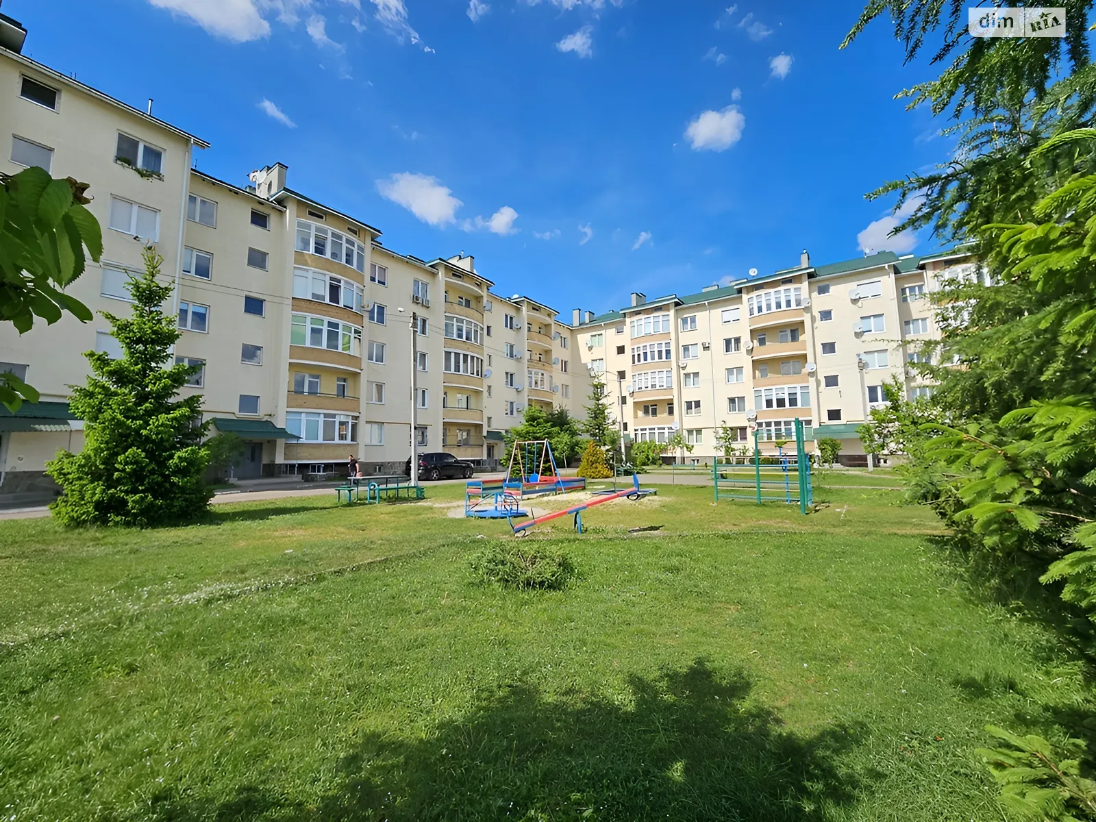 Продається 3-кімнатна квартира 87.3 кв. м у Стрию, вул. Басараб Ольги, 16 - фото 1