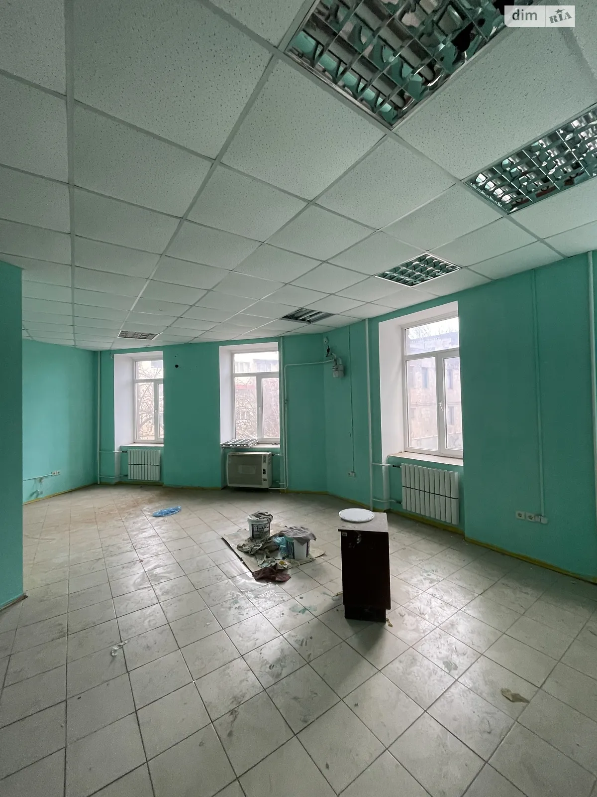 Сдается в аренду офис 70 кв. м в бизнес-центре, цена: 6000 грн - фото 1