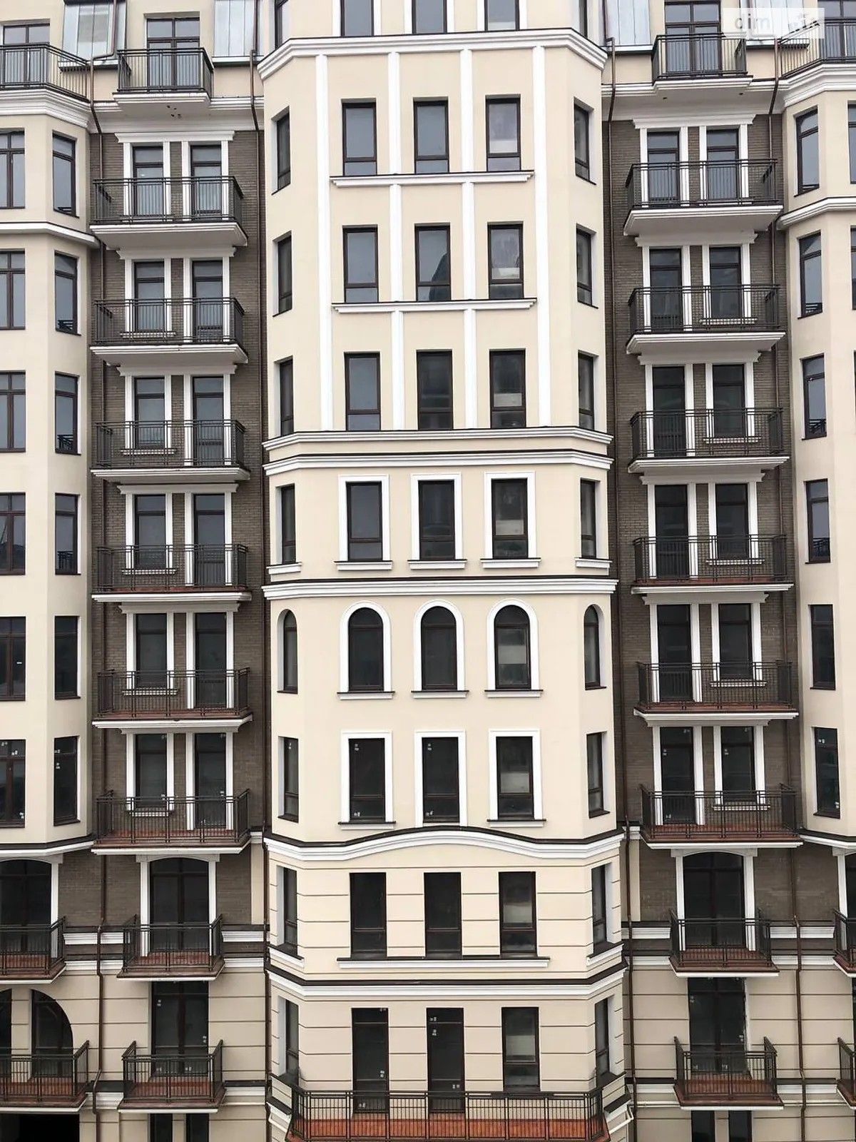 Продается 2-комнатная квартира 74.1 кв. м в Одессе, ул. Бориса Литвака, 9 - фото 1