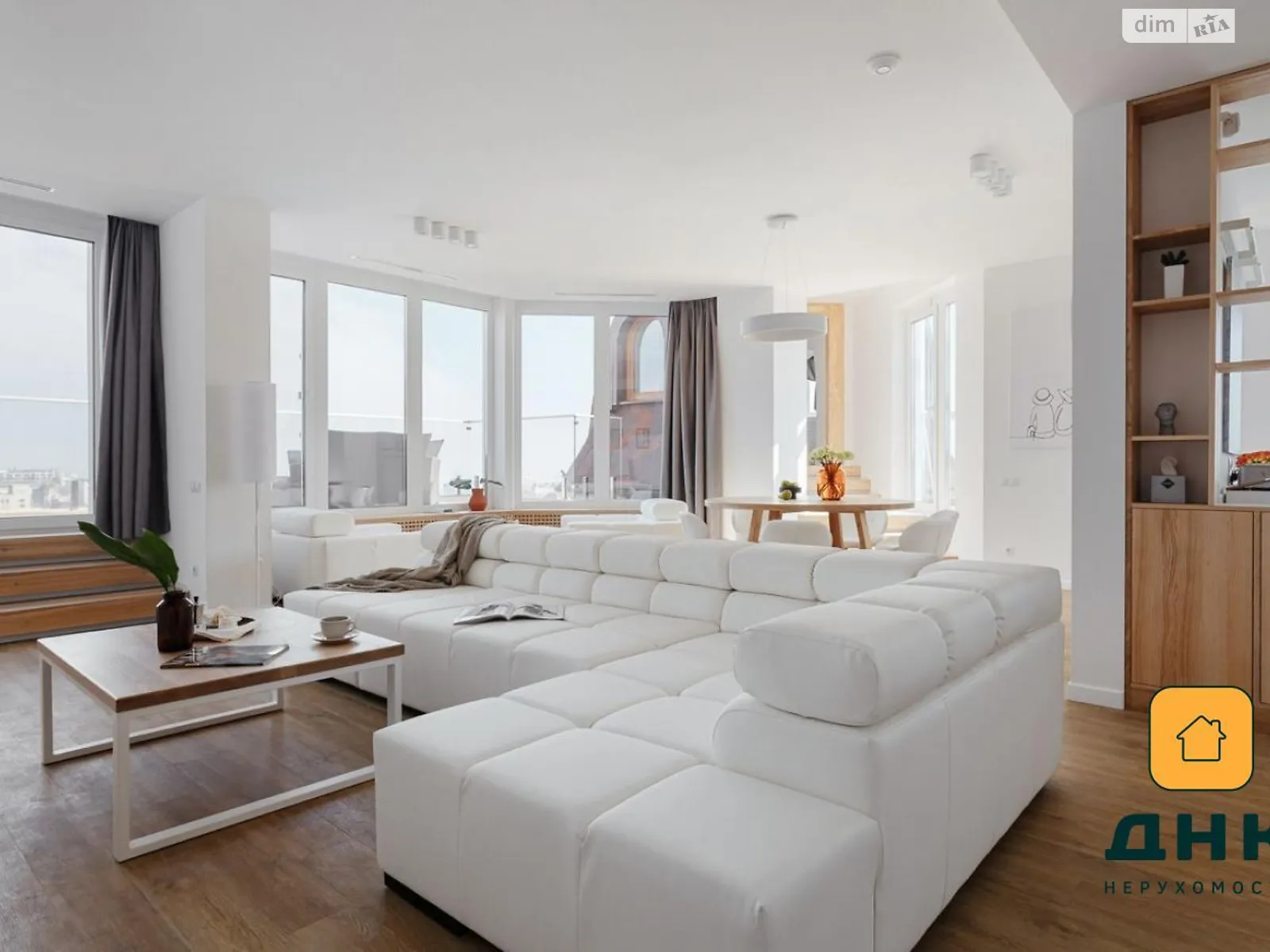 Продается 3-комнатная квартира 161 кв. м в Одессе, пер. Ониловой, 17 - фото 1