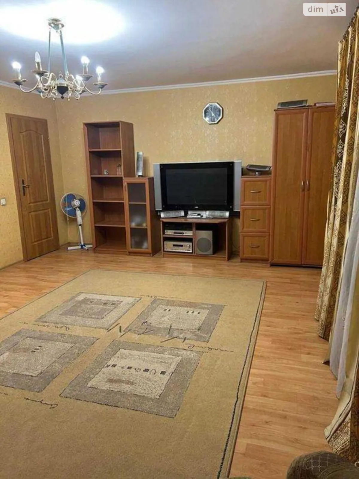 Продается 2-комнатная квартира 70.9 кв. м в Киеве, ул. Пражская, 30 - фото 1