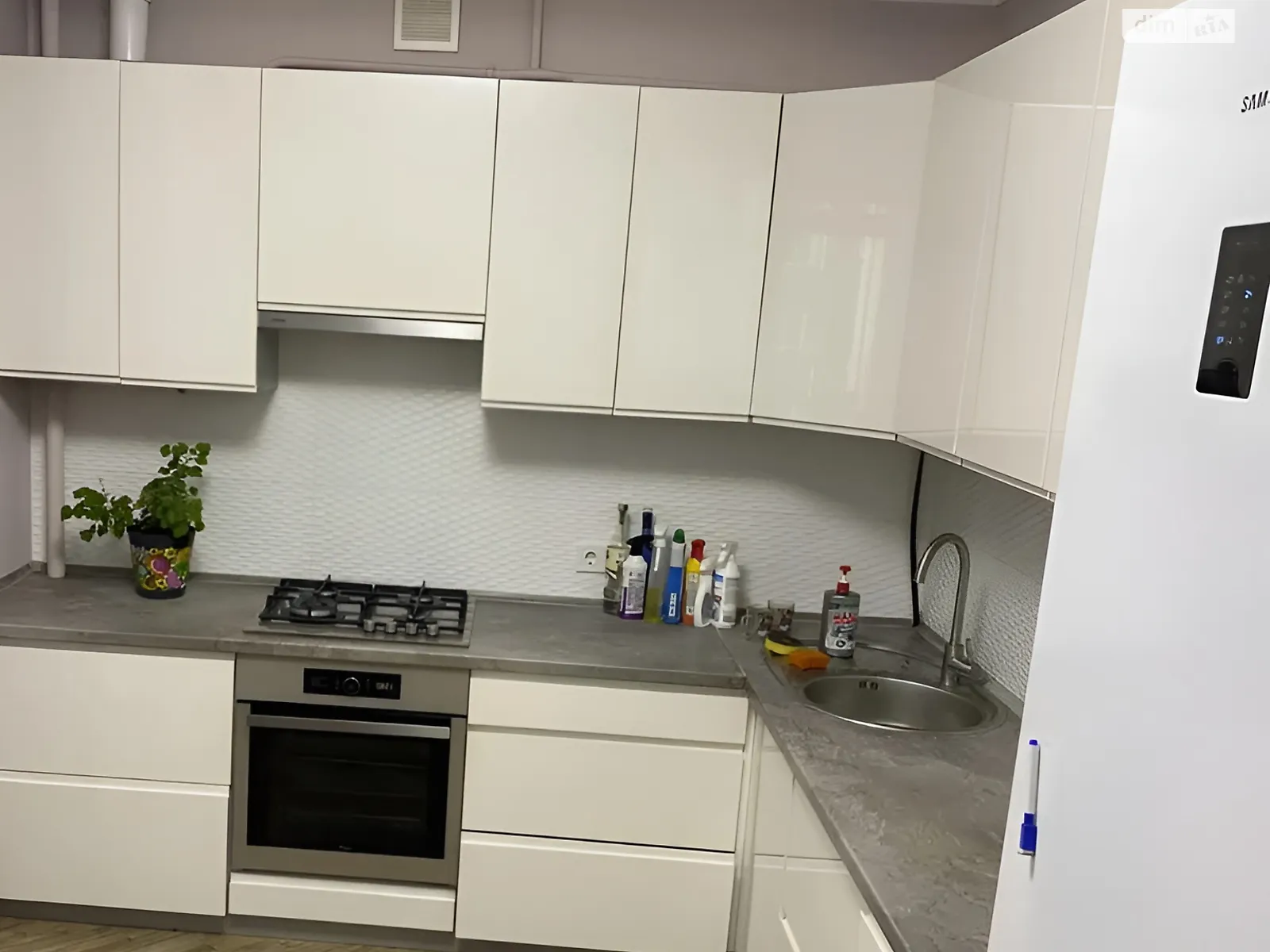 Здається в оренду 2-кімнатна квартира 60 кв. м у Львові, вул. Стрийська - фото 1