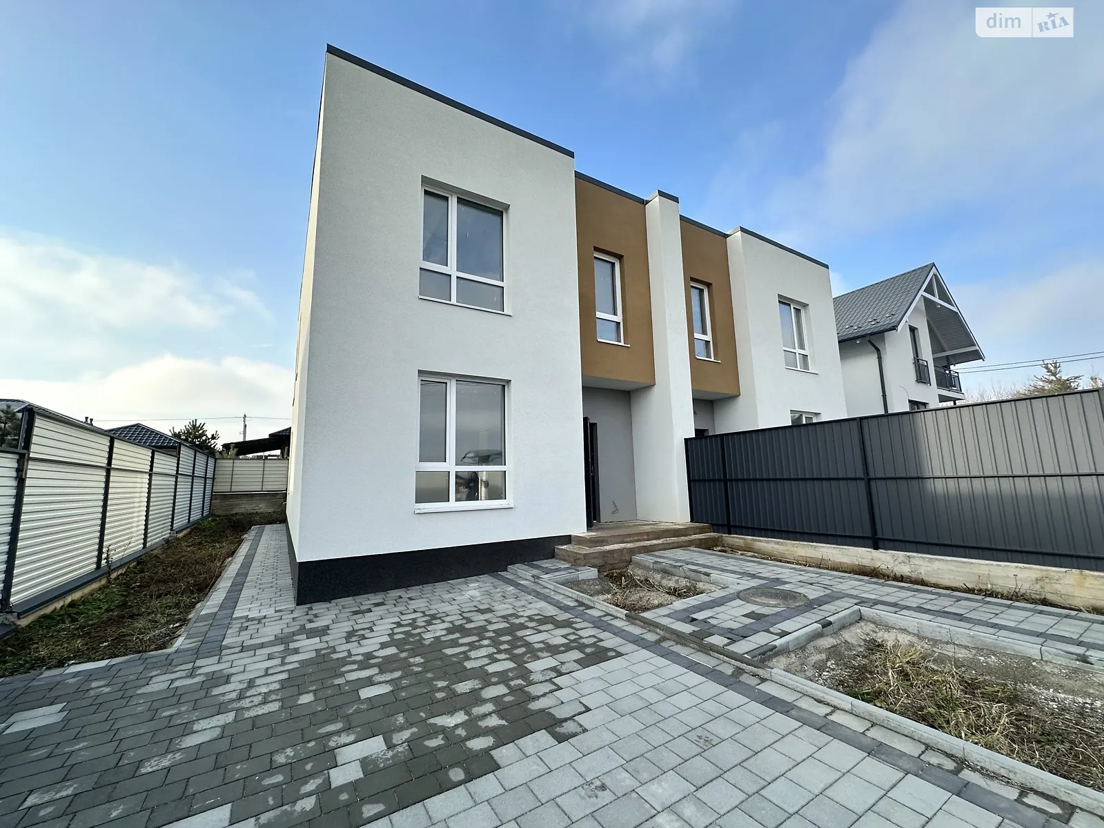 Продается часть дома 120 кв. м с балконом, цена: 100000 $ - фото 1