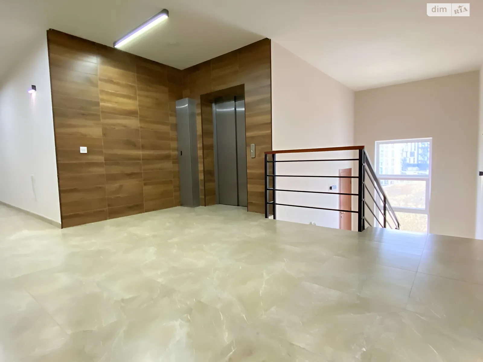 Продается 2-комнатная квартира 63.1 кв. м в Львове, ул. Малоголоскивская, 16Б - фото 1