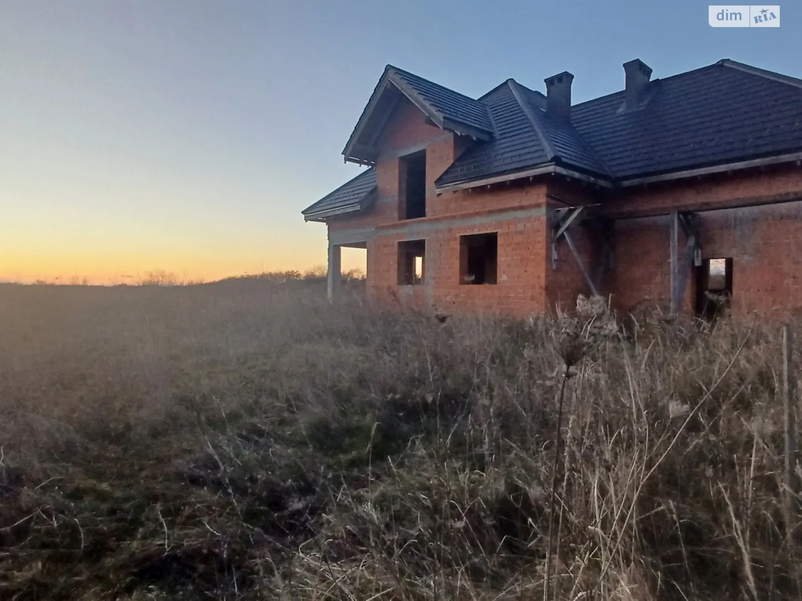 Продається будинок 2 поверховий 267.41 кв. м з балконом, цена: 85000 $ - фото 1