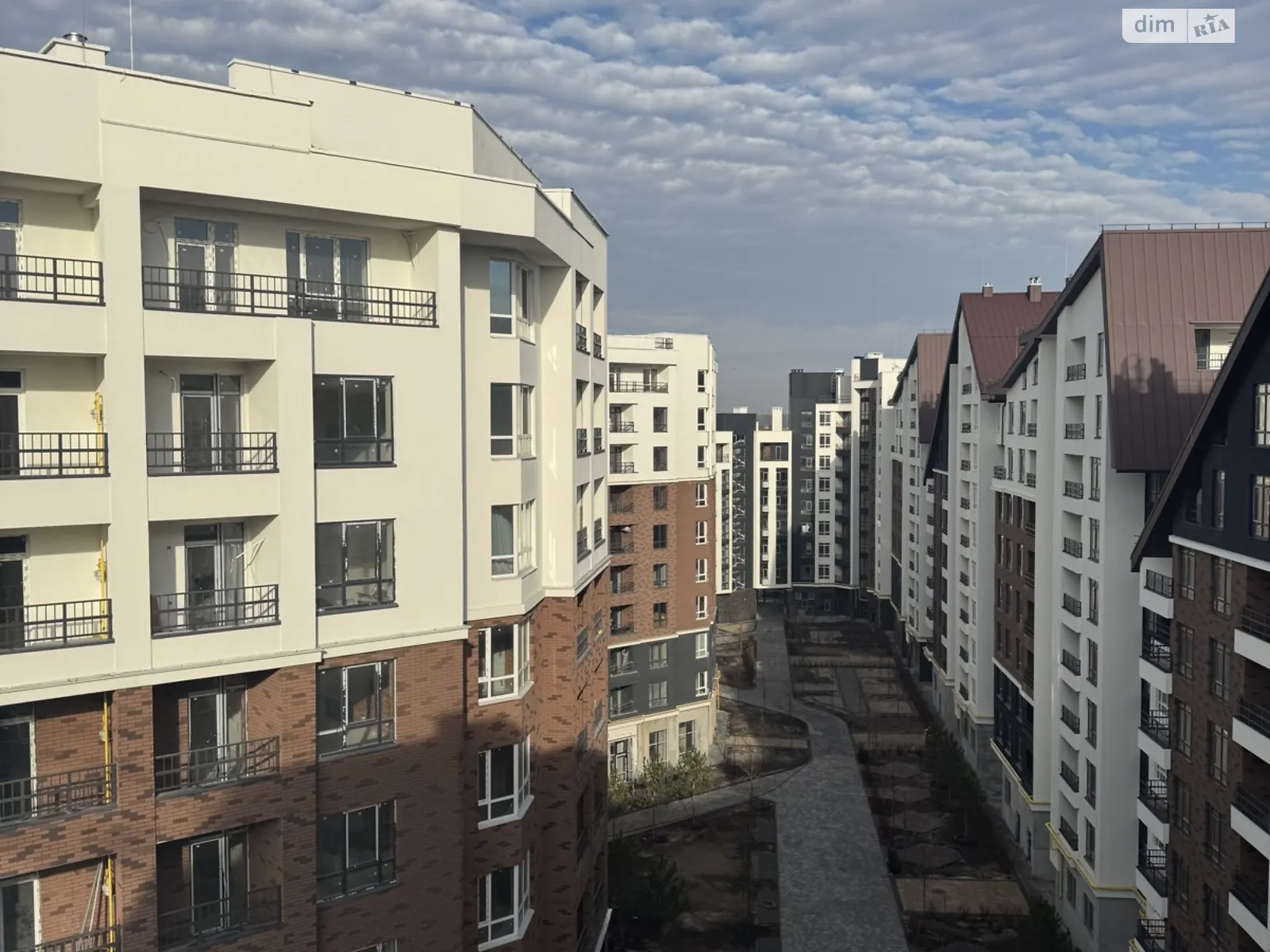 Продается 1-комнатная квартира 38.7 кв. м в Ирпене, ул. Ольги Кобылянской(Достоевского), 1В/22 - фото 1
