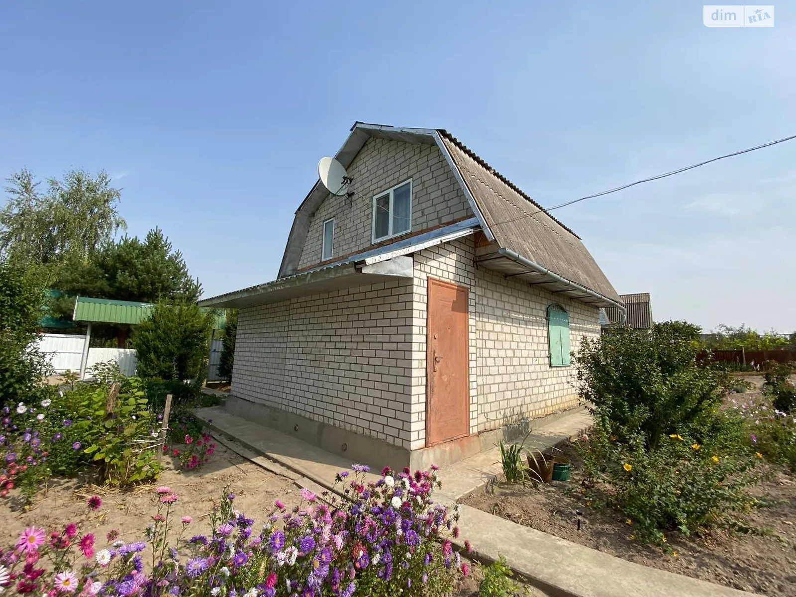 Продается дом на 2 этажа 66 кв. м с участком, цена: 14500 $ - фото 1