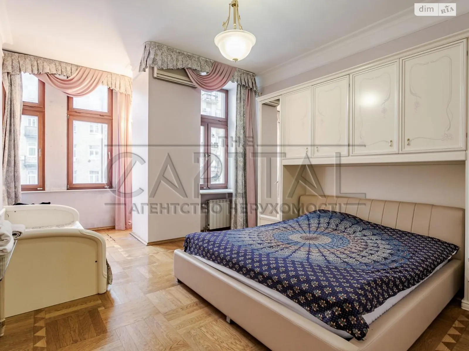 Продається 3-кімнатна квартира 126 кв. м у Києві, вул. Антоновича(Горького), 9 - фото 1