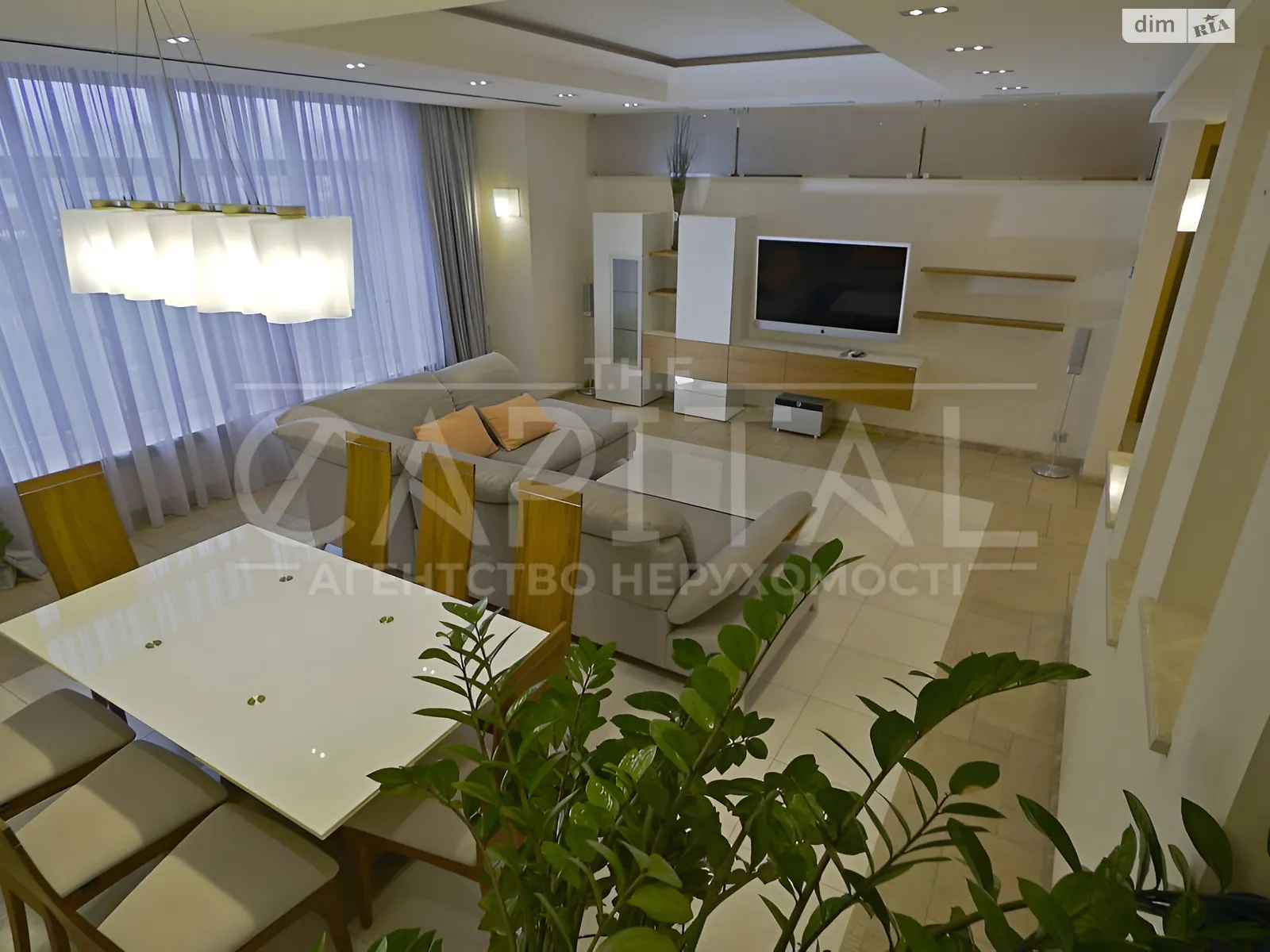 Сдается в аренду 5-комнатная квартира 183 кв. м в Киеве, ул. Круглоуниверситетская, 3-5 - фото 1