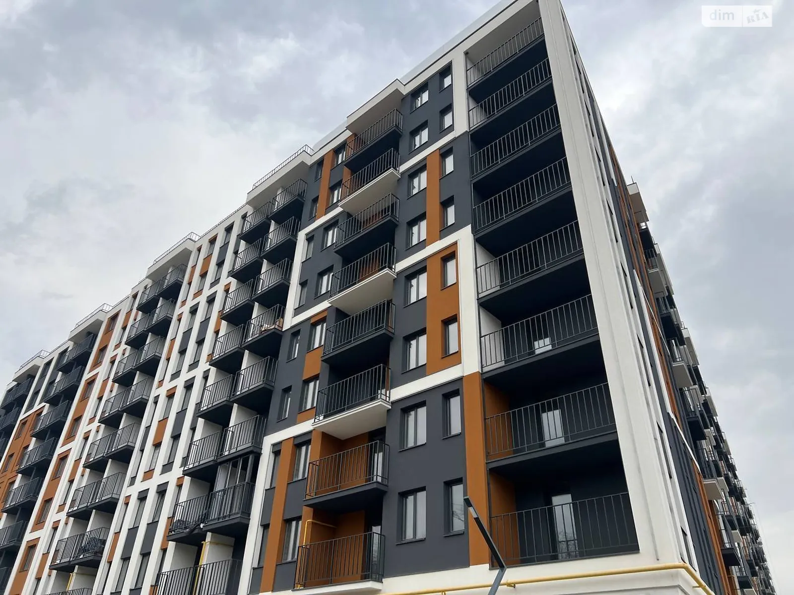Продается 1-комнатная квартира 44 кв. м в Зарванцах, ул. Рыбацкая, 101 - фото 1