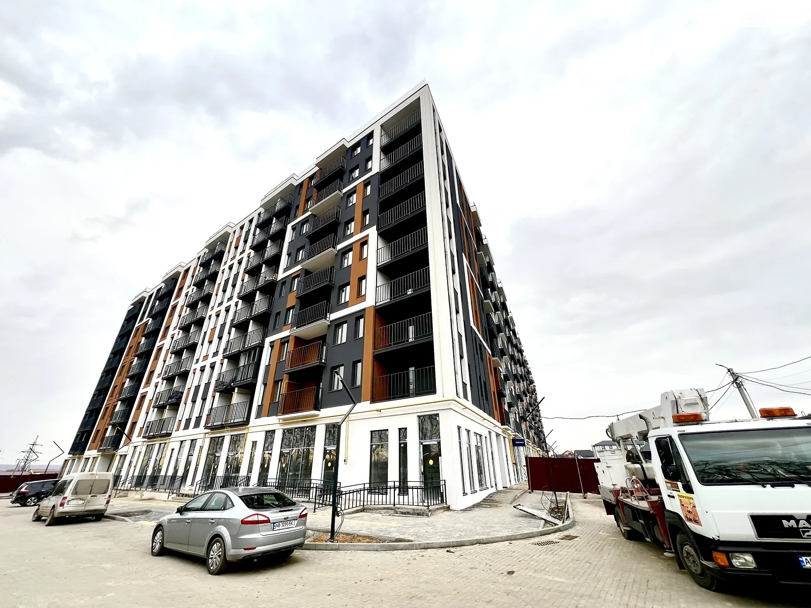 Продается 1-комнатная квартира 44 кв. м в Зарванцах, ул. Рыбацкая, 1 - фото 1