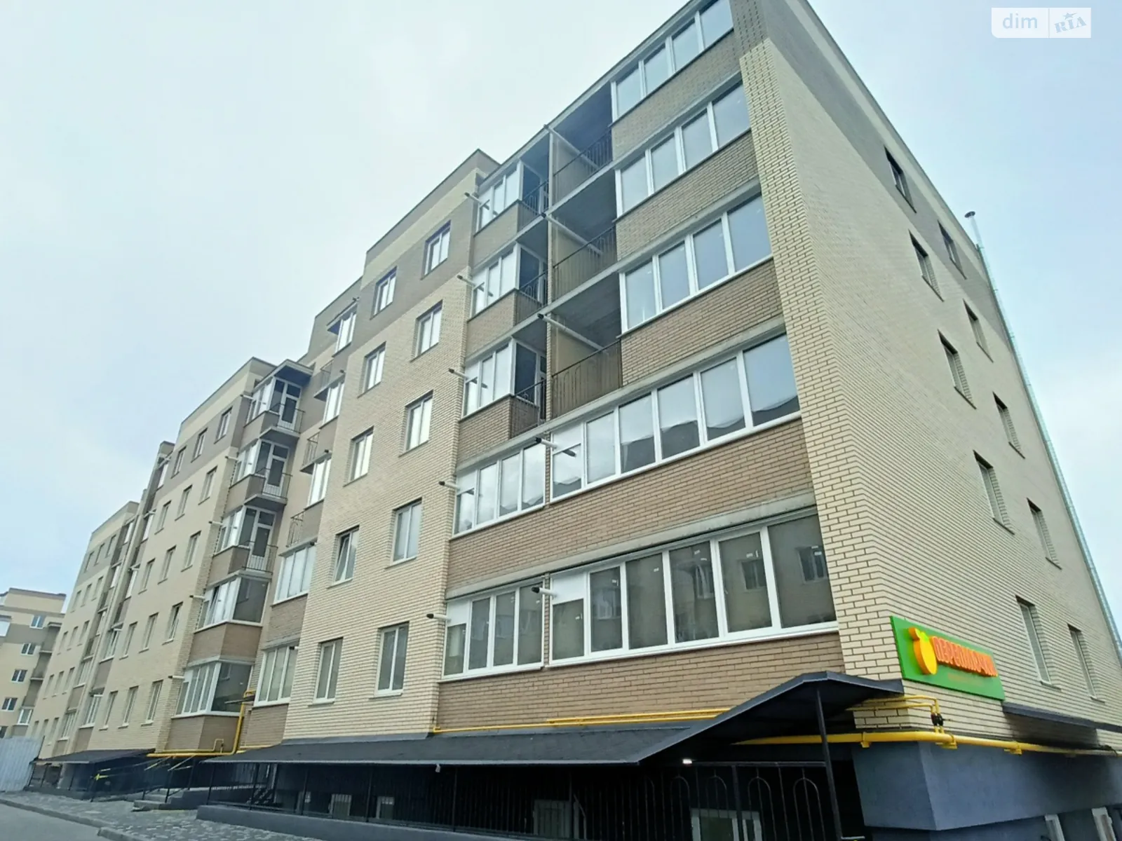 Продается 1-комнатная квартира 41.5 кв. м в Стрижавке, ул. Киевская - фото 1