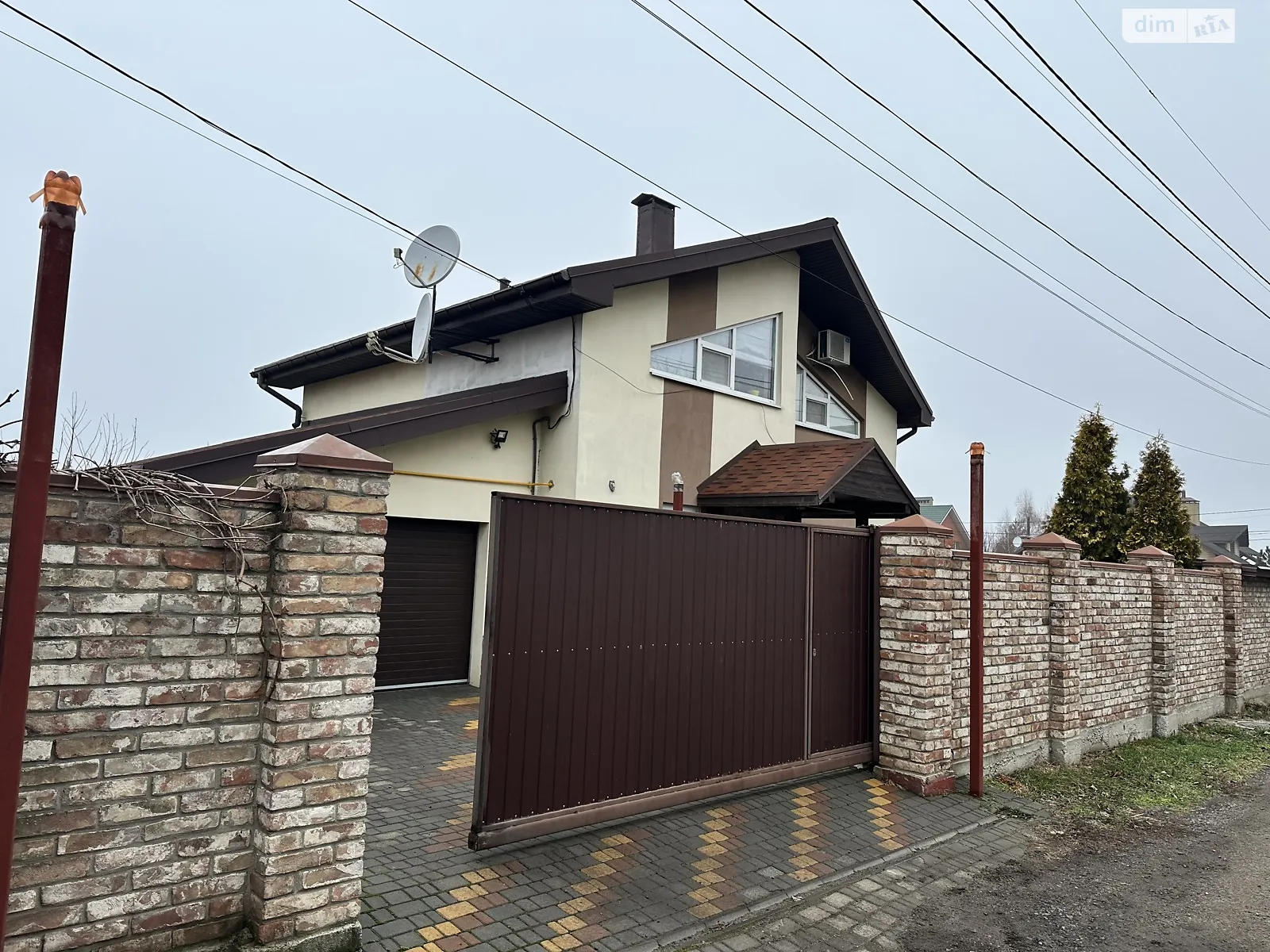 Продается дом на 2 этажа 143.8 кв. м с верандой, цена: 115000 $ - фото 1
