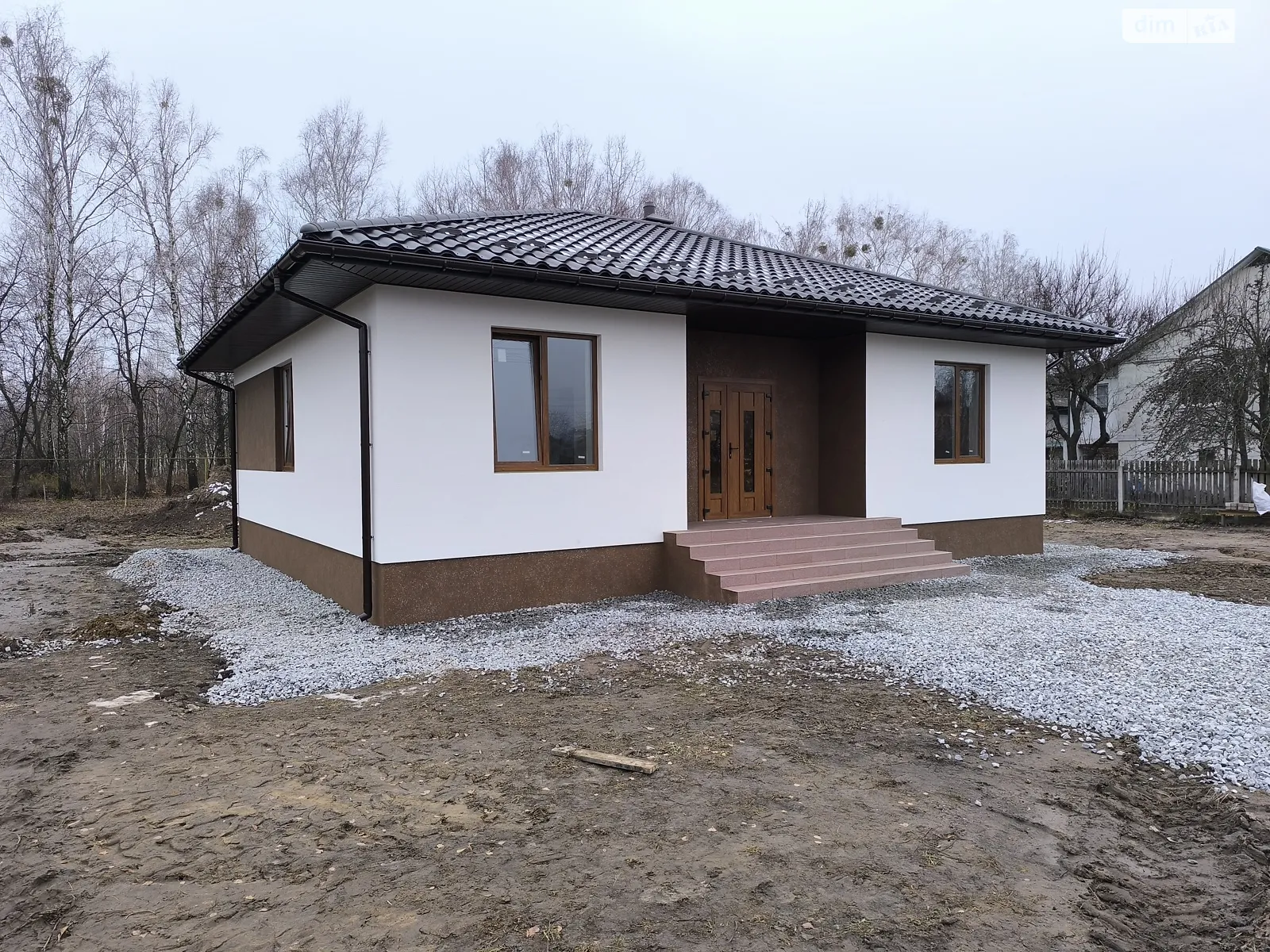 Продається одноповерховий будинок 90 кв. м з гаражем, цена: 107000 $ - фото 1