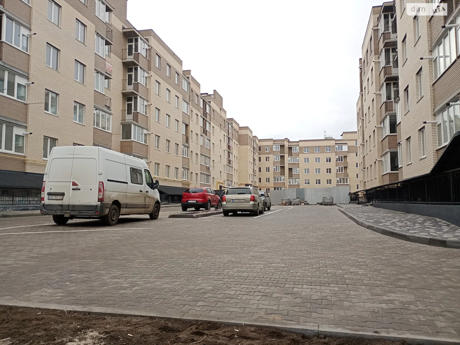 Продается 1-комнатная квартира 40.5 кв. м в Стрижавке, ул. Киевская - фото 1