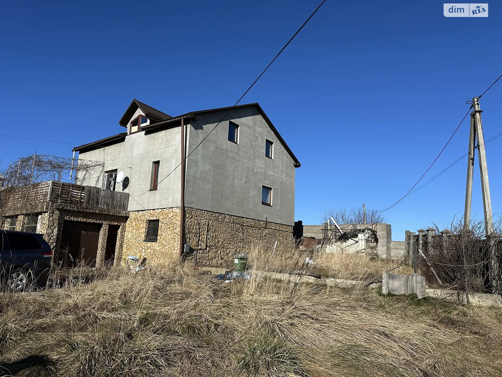 Продается дом на 2 этажа 266.9 кв. м с участком, цена: 100000 $ - фото 1