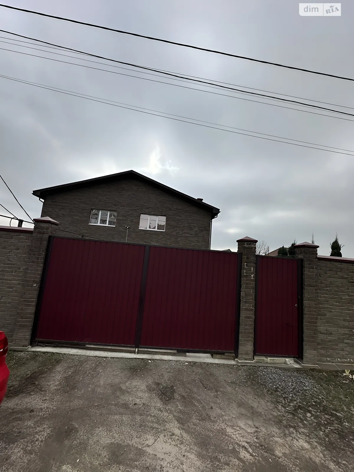 Продается дом на 2 этажа 260 кв. м с баней/сауной, цена: 203000 $ - фото 1