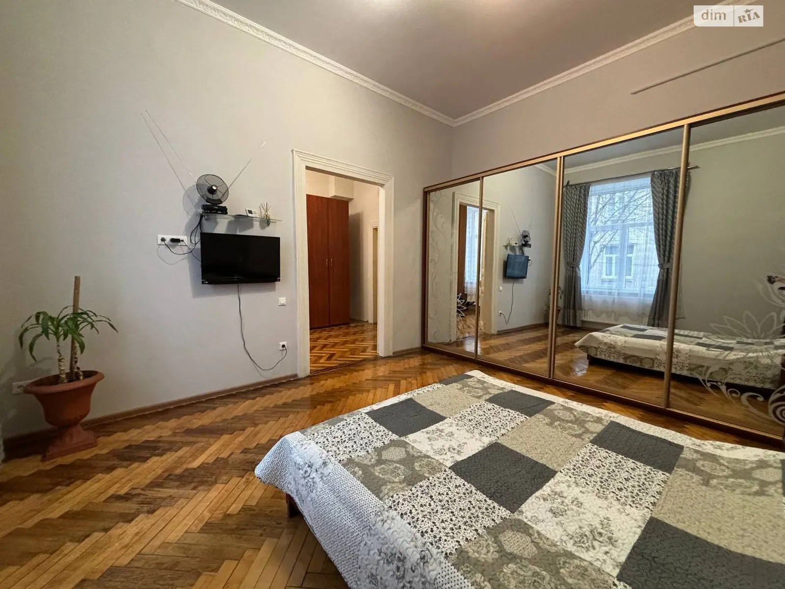 Сдается в аренду 2-комнатная квартира 48 кв. м в Львове, ул. Хорватская, 12 - фото 1