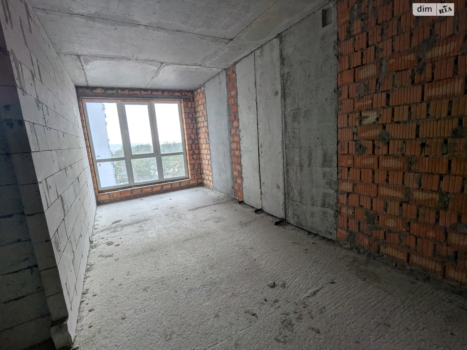 Продается 1-комнатная квартира 37 кв. м в Ирпене, ул. Университетская(Карла Маркса), 1М - фото 1