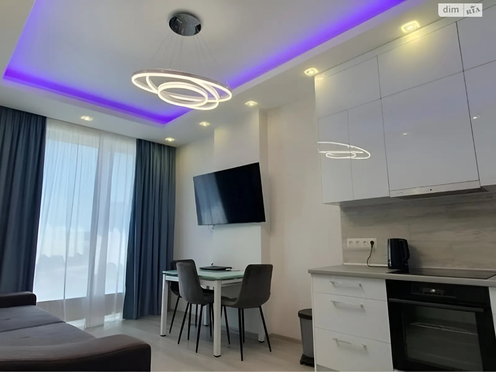 Продается 2-комнатная квартира 46.9 кв. м в Днепре, бул. Звездный, 1М - фото 1