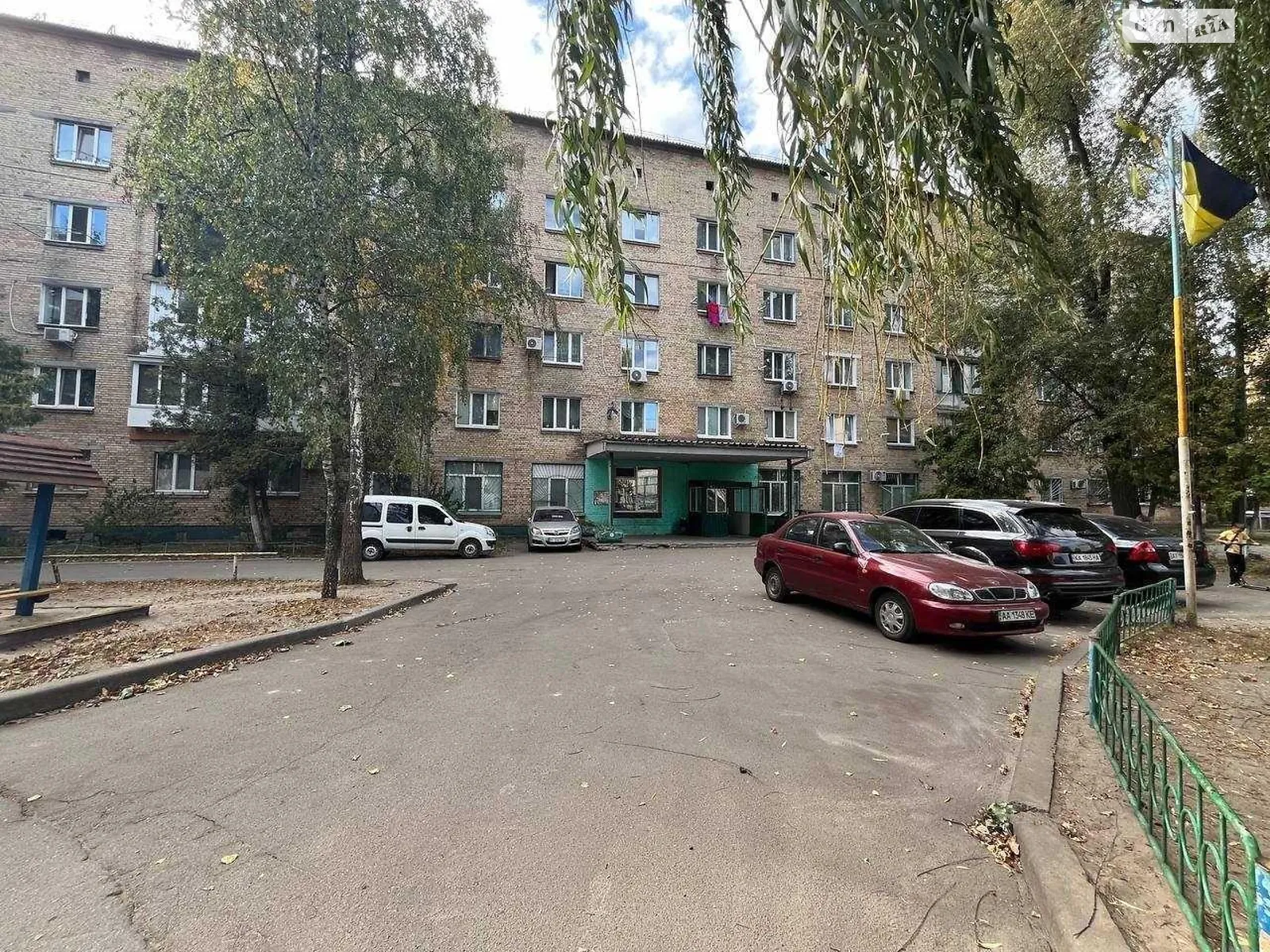 Продається кімната 35 кв. м у Києві, цена: 14999 $ - фото 1