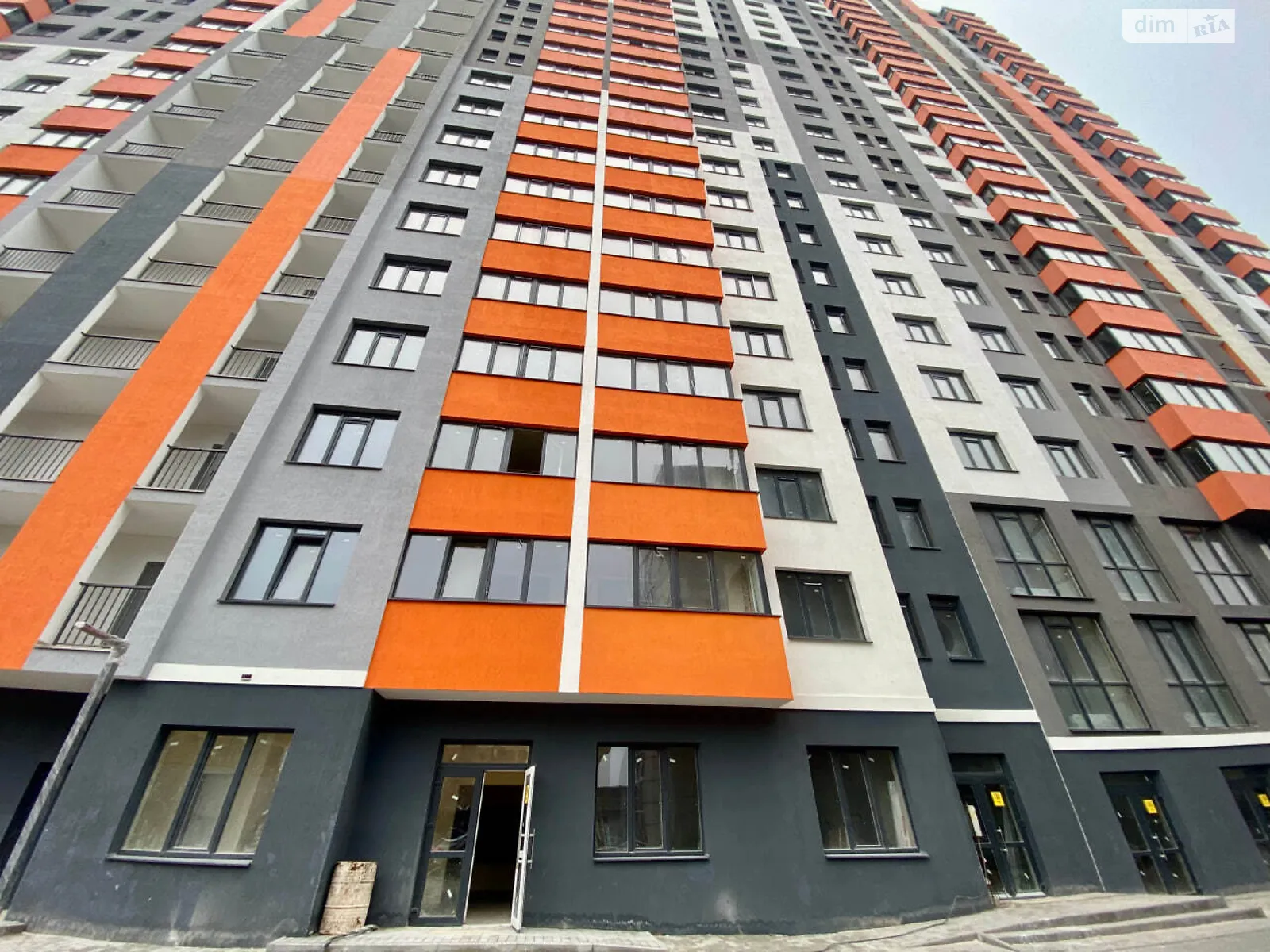 Продається 2-кімнатна квартира 61.9 кв. м у Києві, вул. Володимира Сосюри, 6 - фото 1