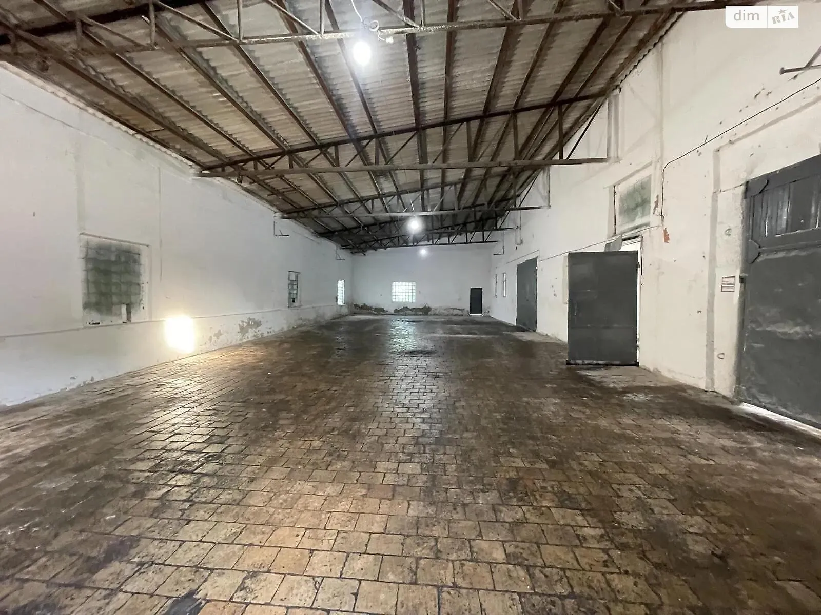Сдается в аренду помещения свободного назначения 3000 кв. м в 1-этажном здании, цена: 360000 грн - фото 1