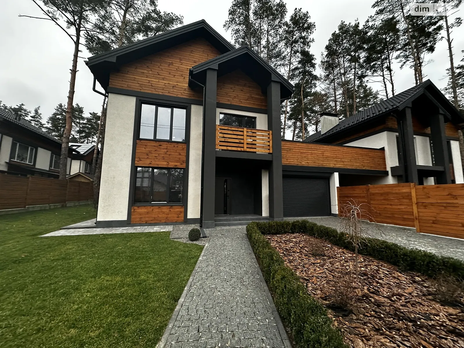 Продається будинок 2 поверховий 200 кв. м з каміном, цена: 189000 $ - фото 1