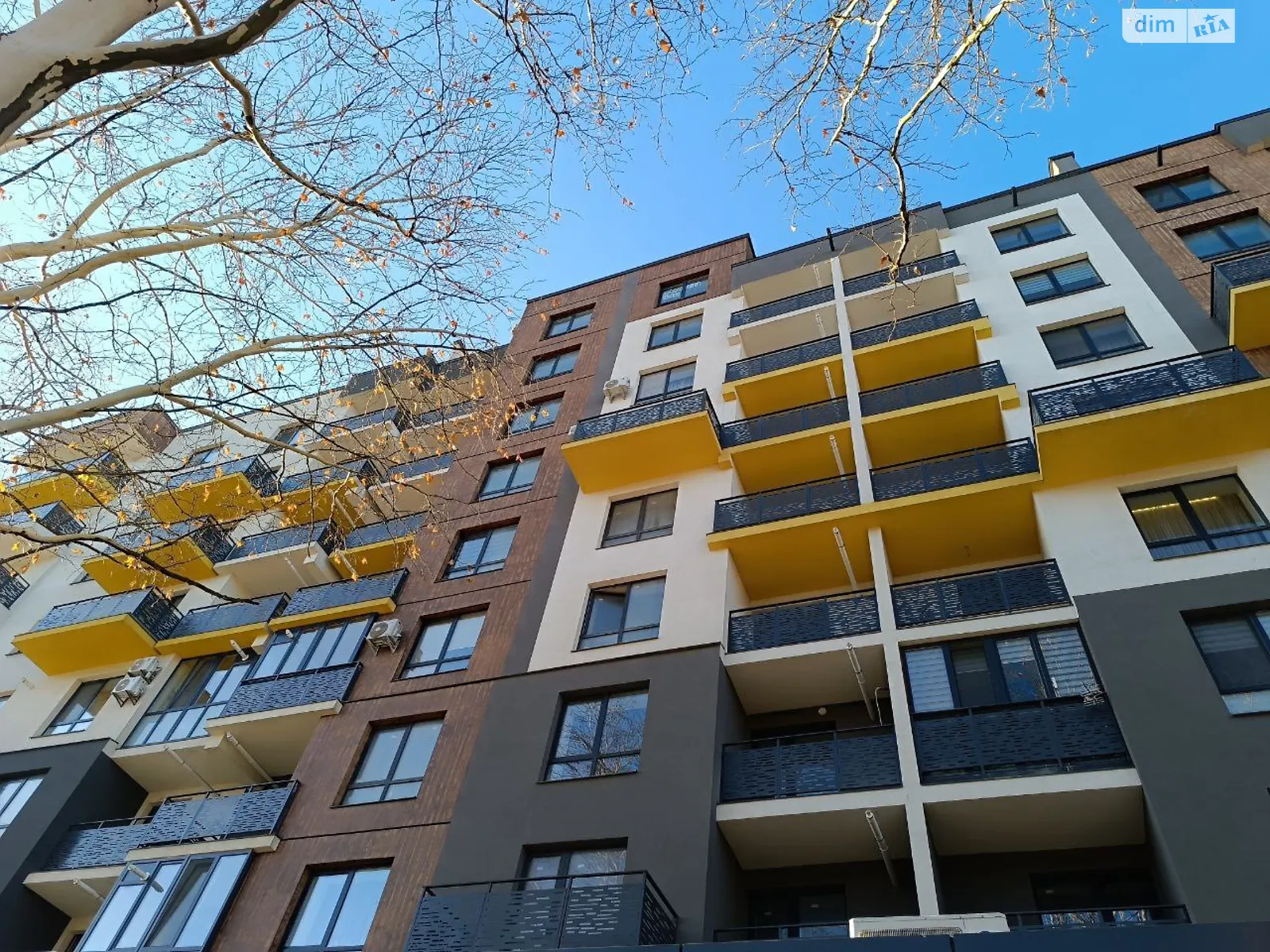 Продается 4-комнатная квартира 124 кв. м в Ивано-Франковске, ул. Вовчинецька, 227 - фото 1