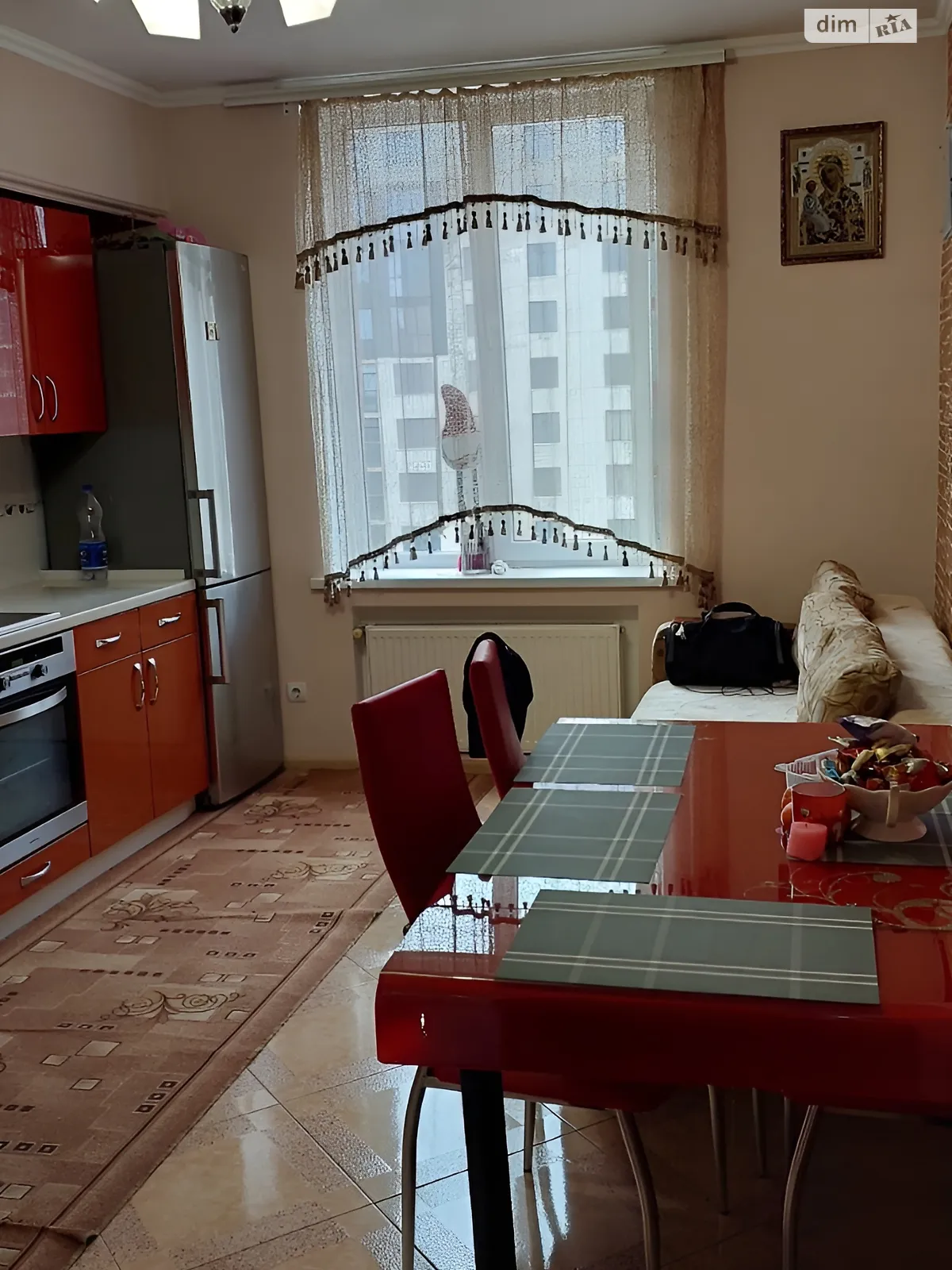 Продается 2-комнатная квартира 68.1 кв. м в Черновцах, ул. Черноморская - фото 1