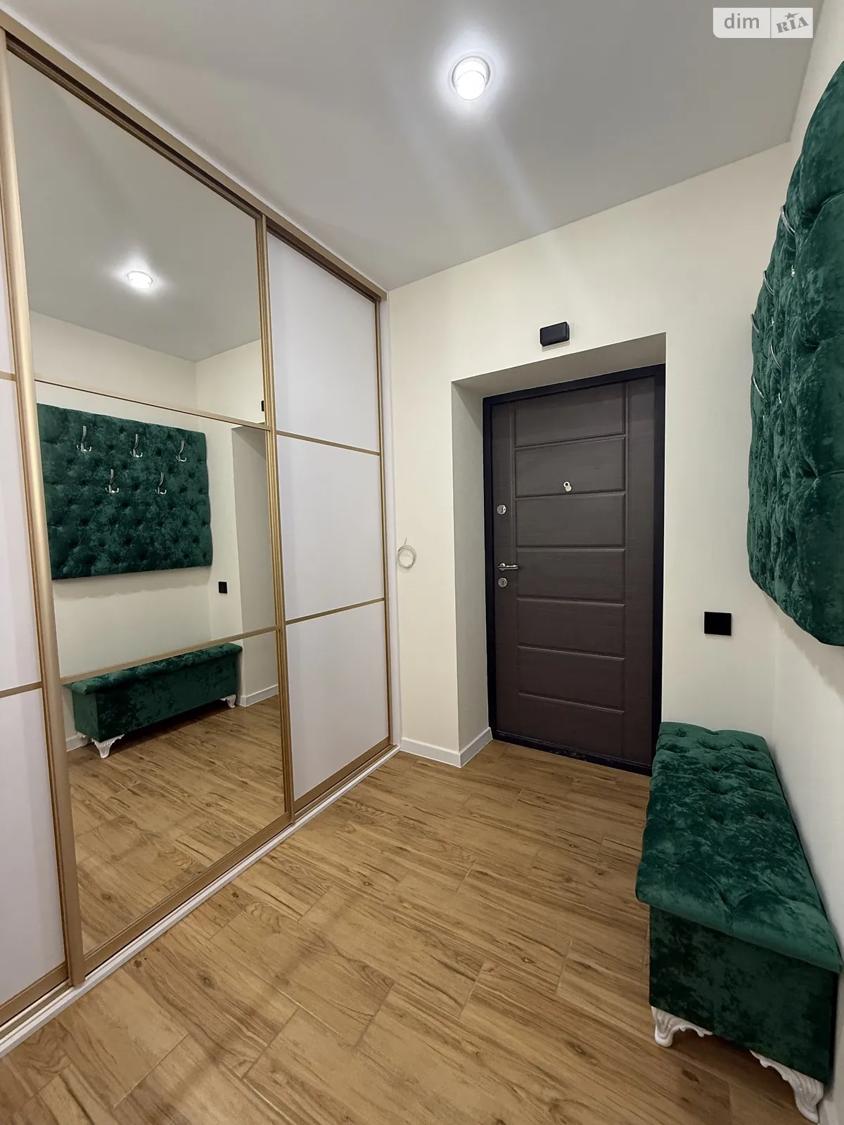 Продається 2-кімнатна квартира 60 кв. м у Хмельницькому, вул. Вінницька, 1/3Б - фото 1