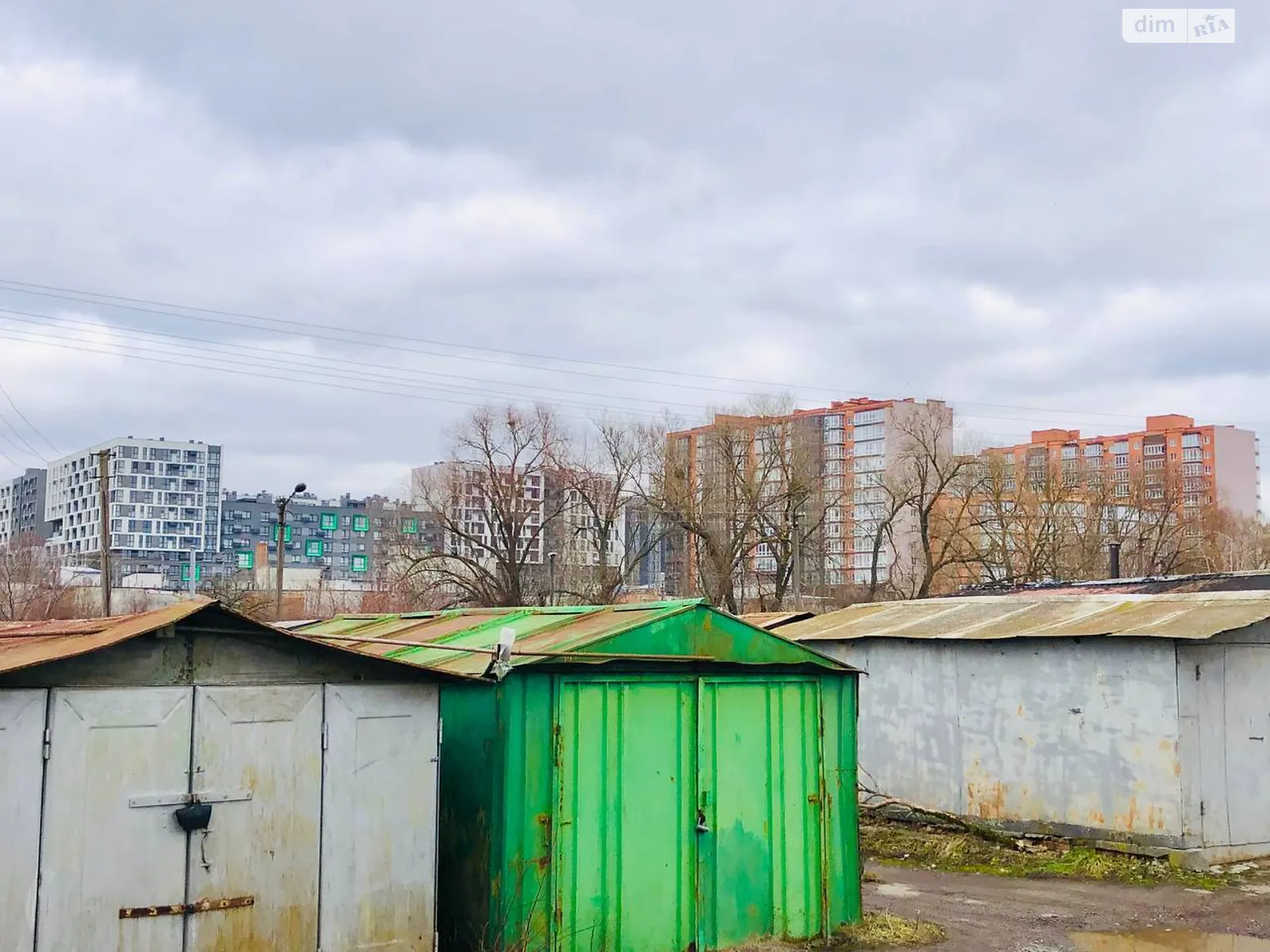 Продається місце в гаражному кооперативі під легкове авто на 20 кв. м, цена: 5300 $ - фото 1