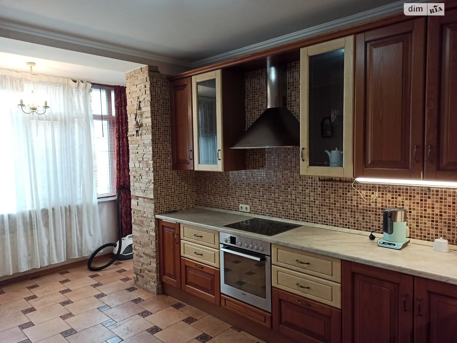 Сдается в аренду 4-комнатная квартира 128 кв. м в Киеве, ул. Никольско-Слободская, 2Б - фото 1
