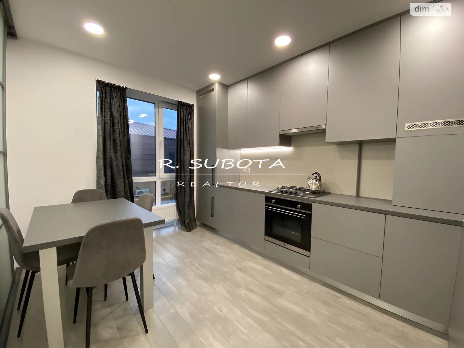 Продается 2-комнатная квартира 46 кв. м в Днепре, ул. Светлова, 42А - фото 1