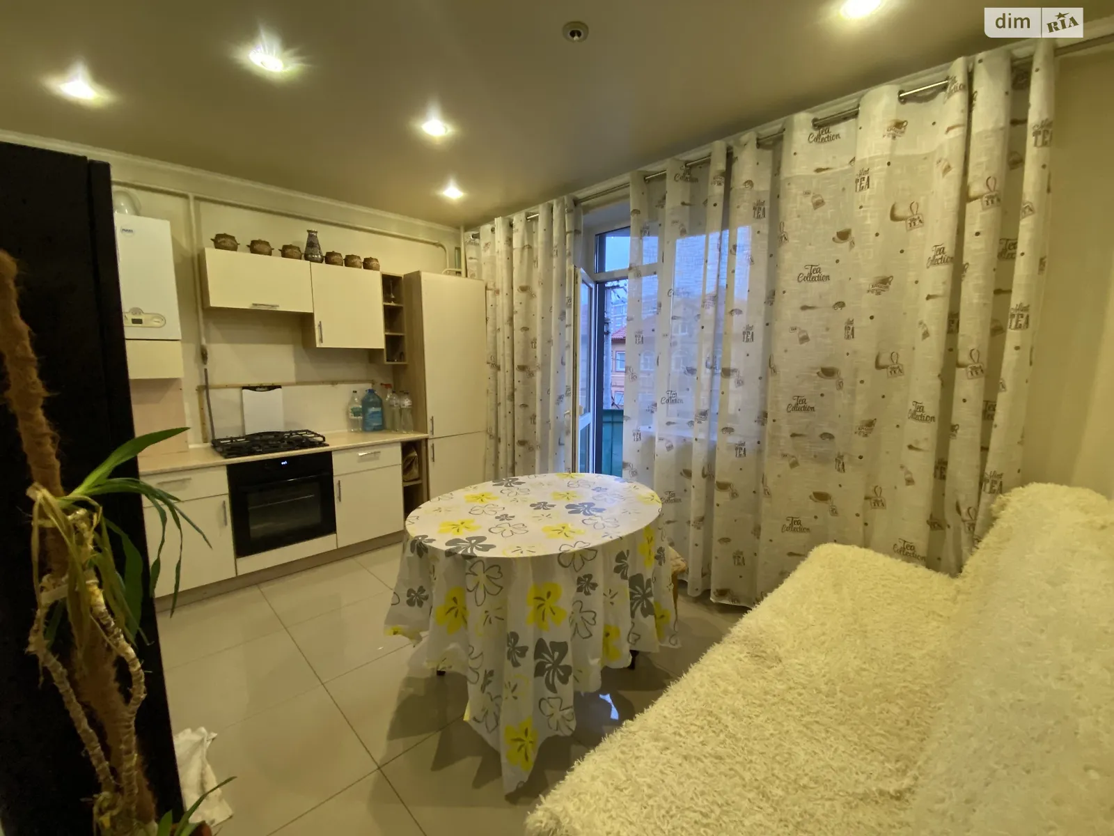 Продается 1-комнатная квартира 41 кв. м в Лиманке, ул. Институтская - фото 1