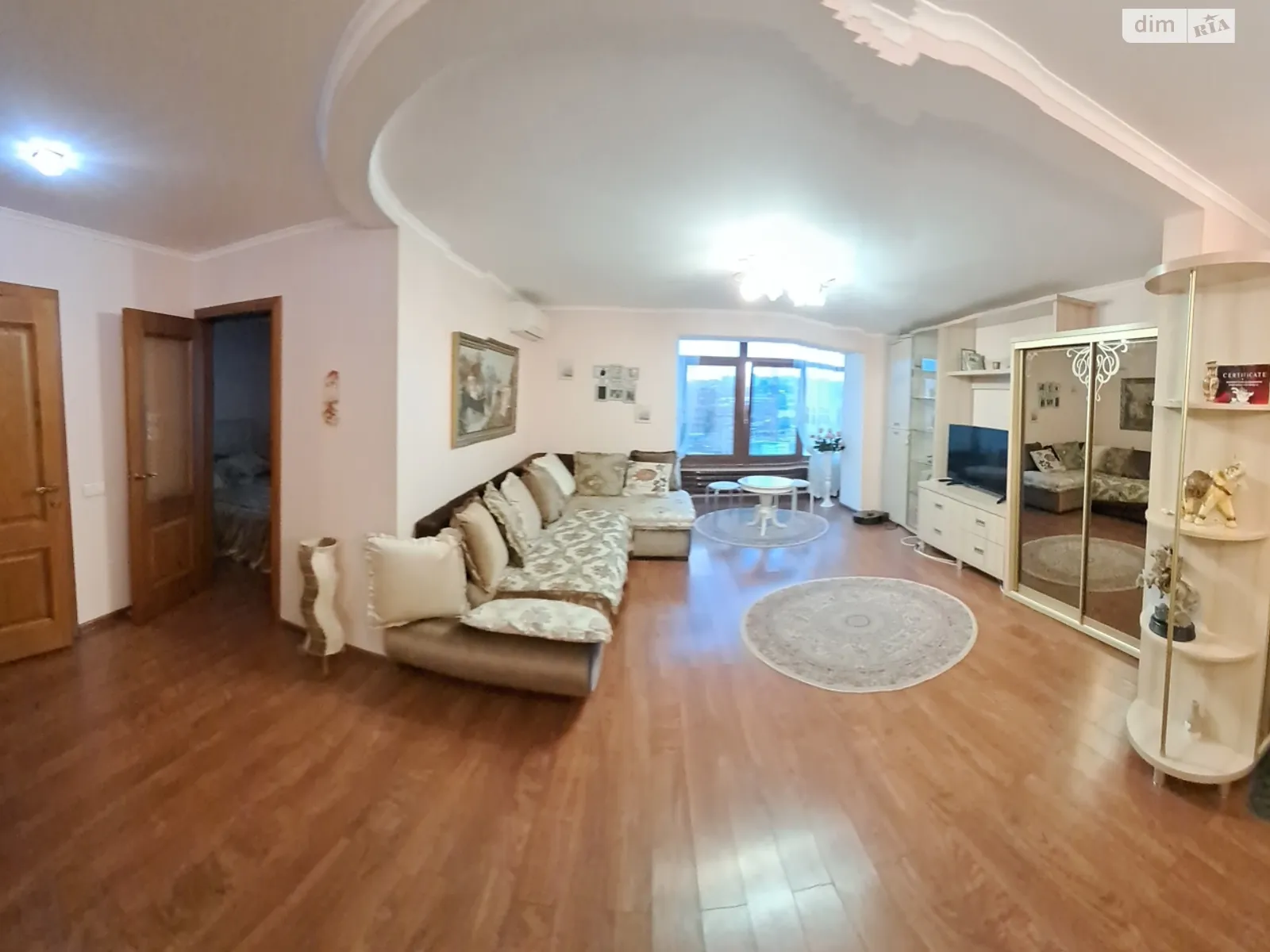 Сдается в аренду 2-комнатная квартира 67 кв. м в Виннице, просп. Коцюбинского - фото 1