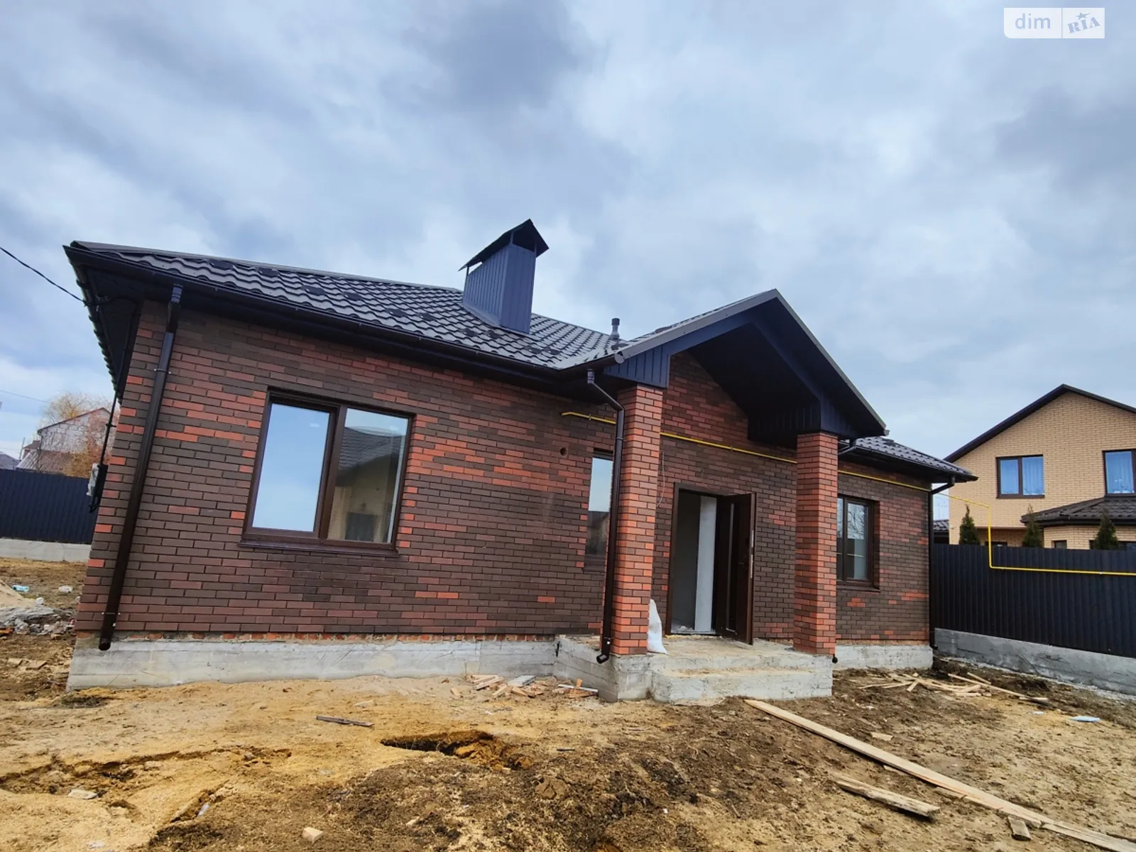 Продается одноэтажный дом 105 кв. м с балконом, цена: 90000 $ - фото 1