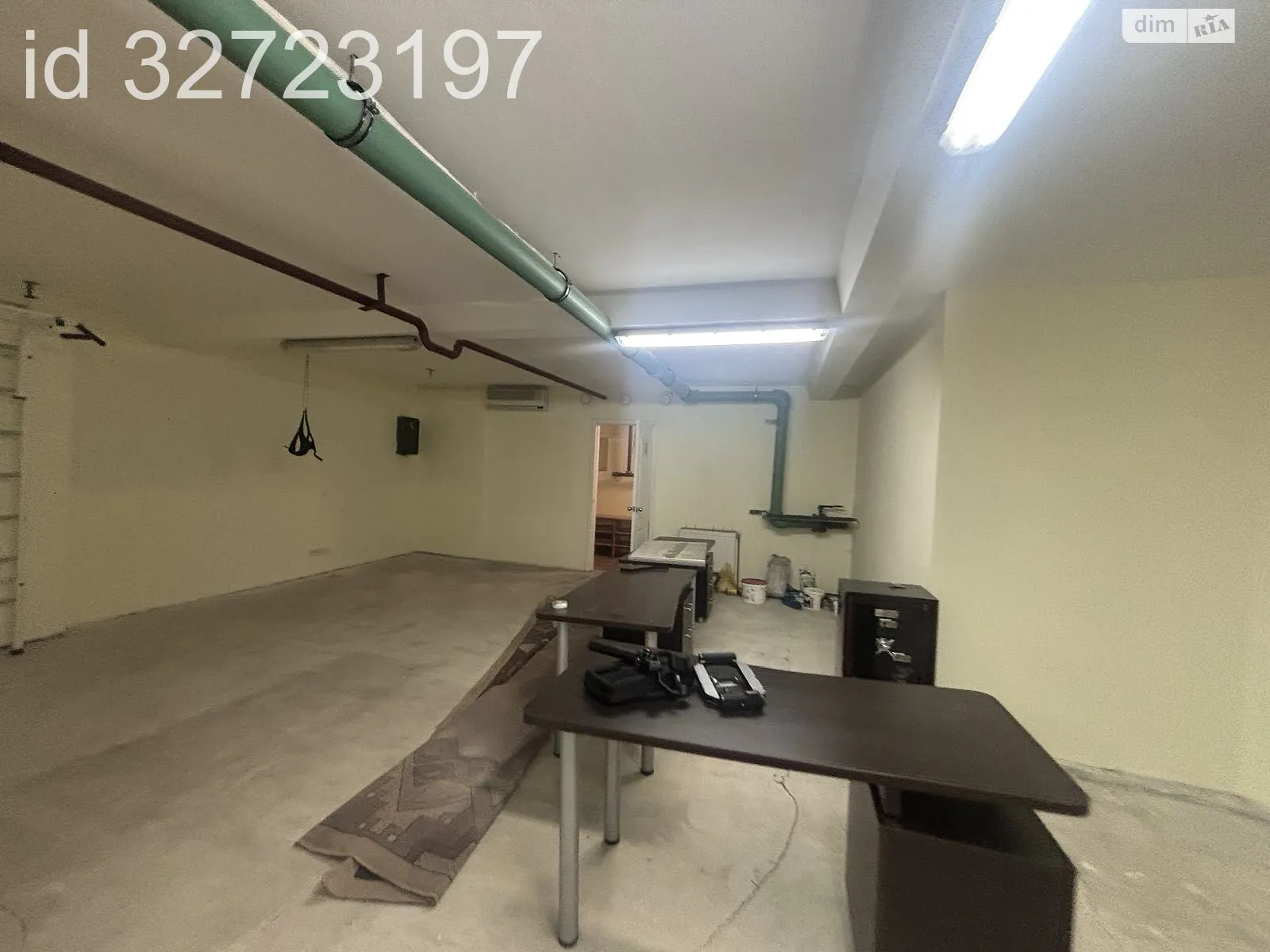 Продається офіс 90 кв. м в бізнес-центрі, цена: 35000 $ - фото 1