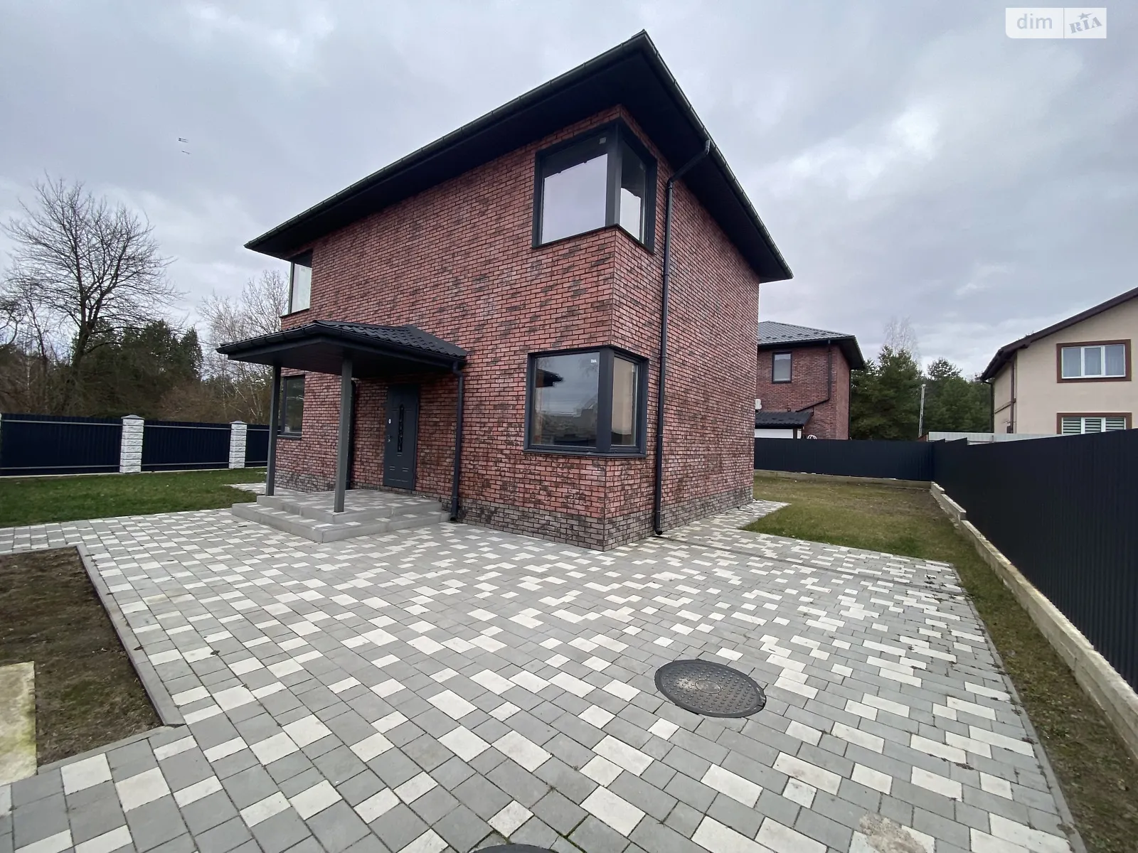 Продається будинок 2 поверховий 130 кв. м з каміном, цена: 109000 $ - фото 1