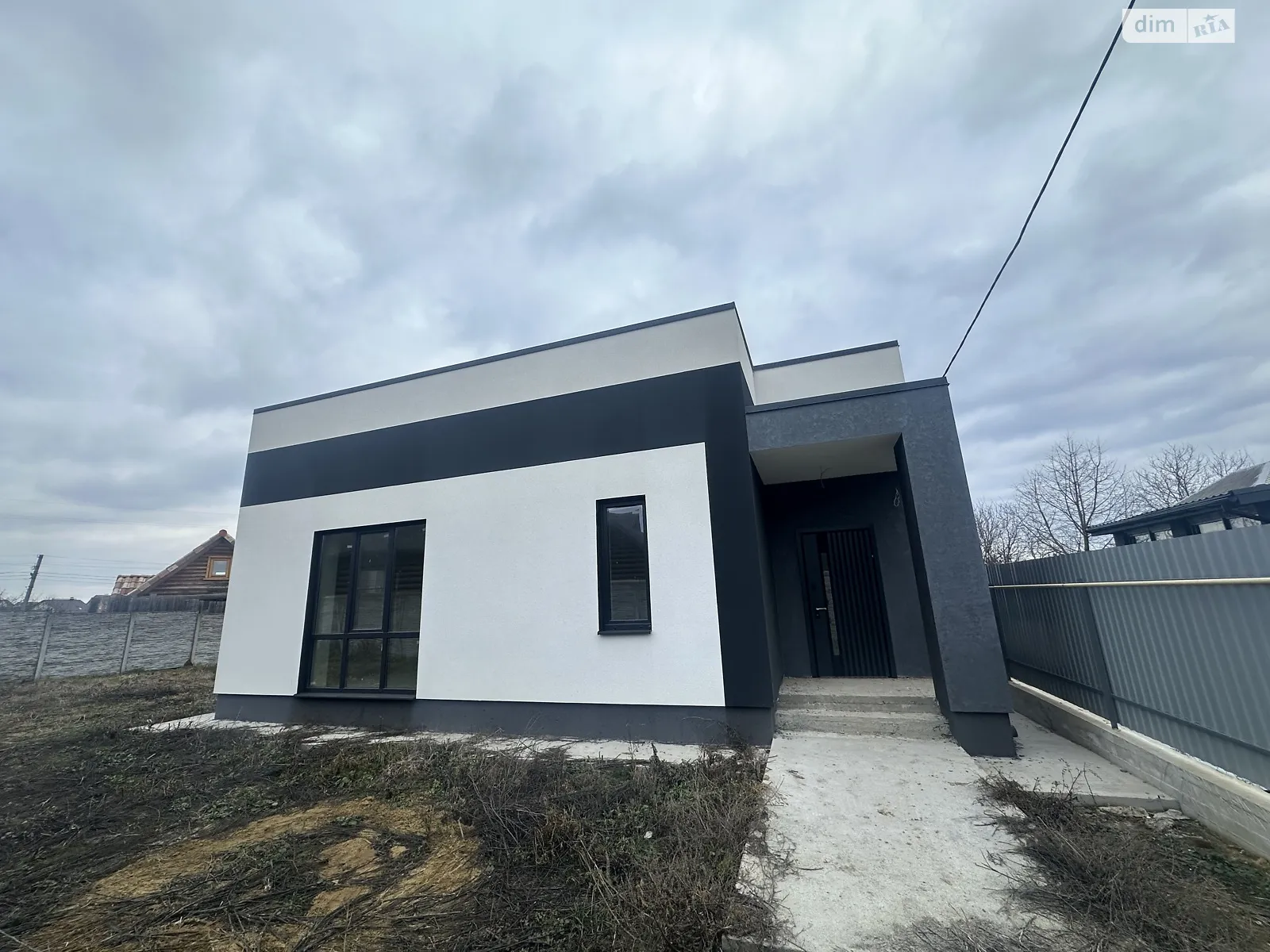Продається одноповерховий будинок 110 кв. м з мансардою, цена: 130000 $ - фото 1