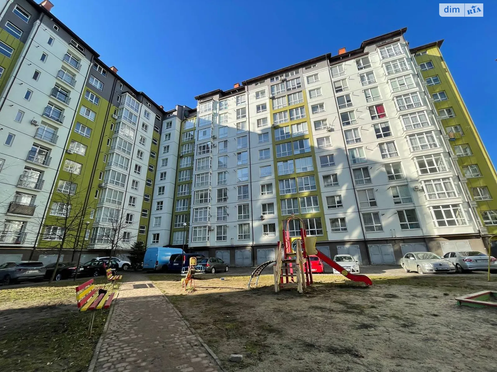 Продается 2-комнатная квартира 64.8 кв. м в Ивано-Франковске, ул. Стуса Василия, 44 - фото 1